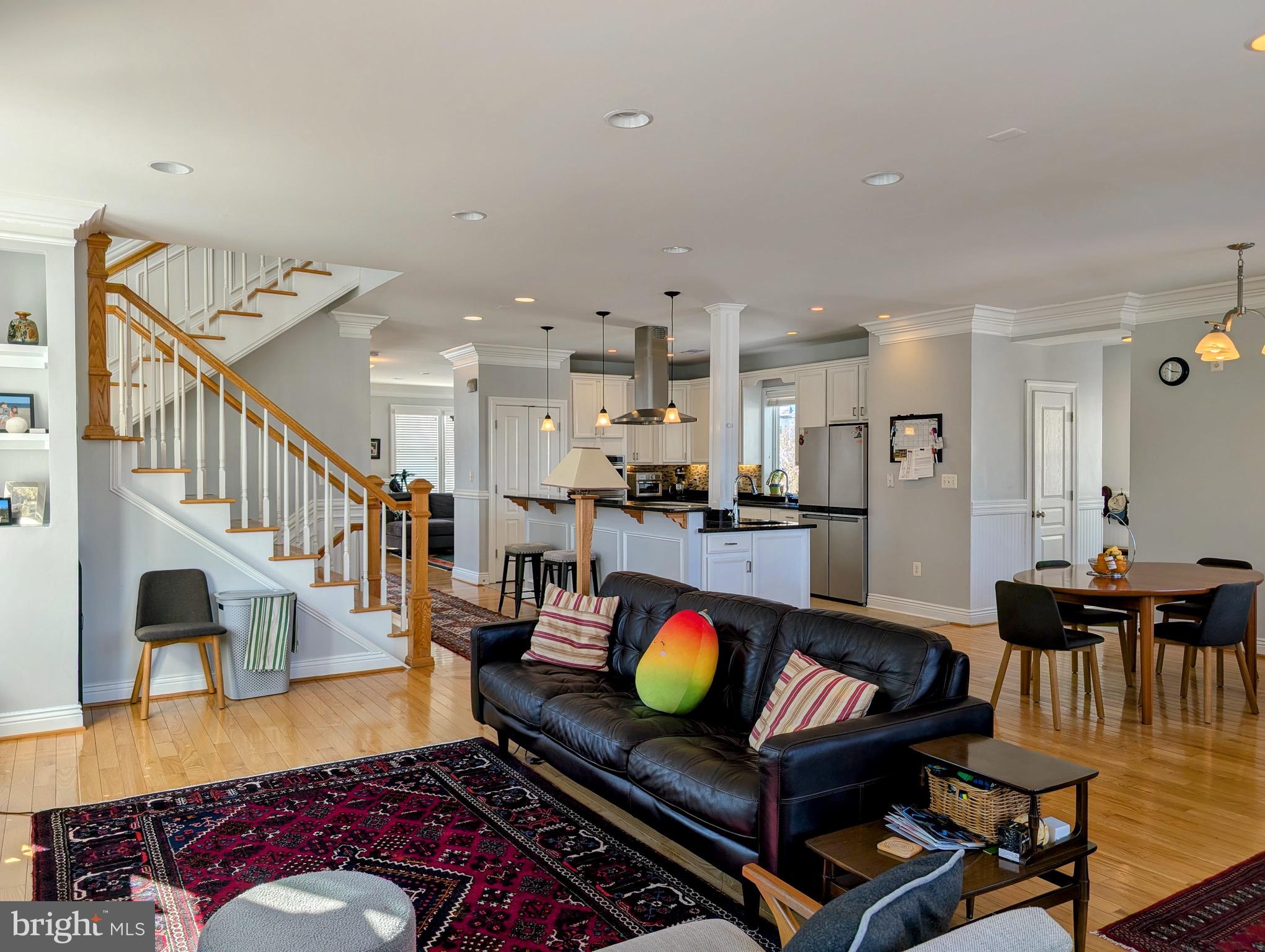 OAKLAND TERRACE - Residential