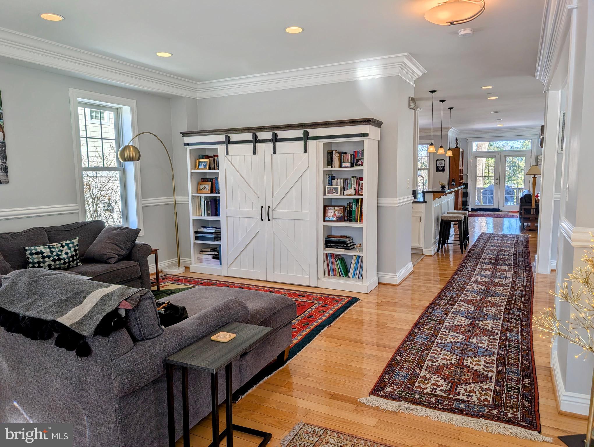 OAKLAND TERRACE - Residential