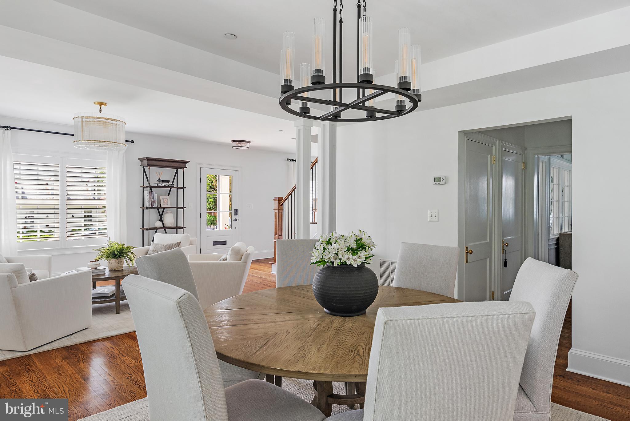 MURRAY HILL - Residential