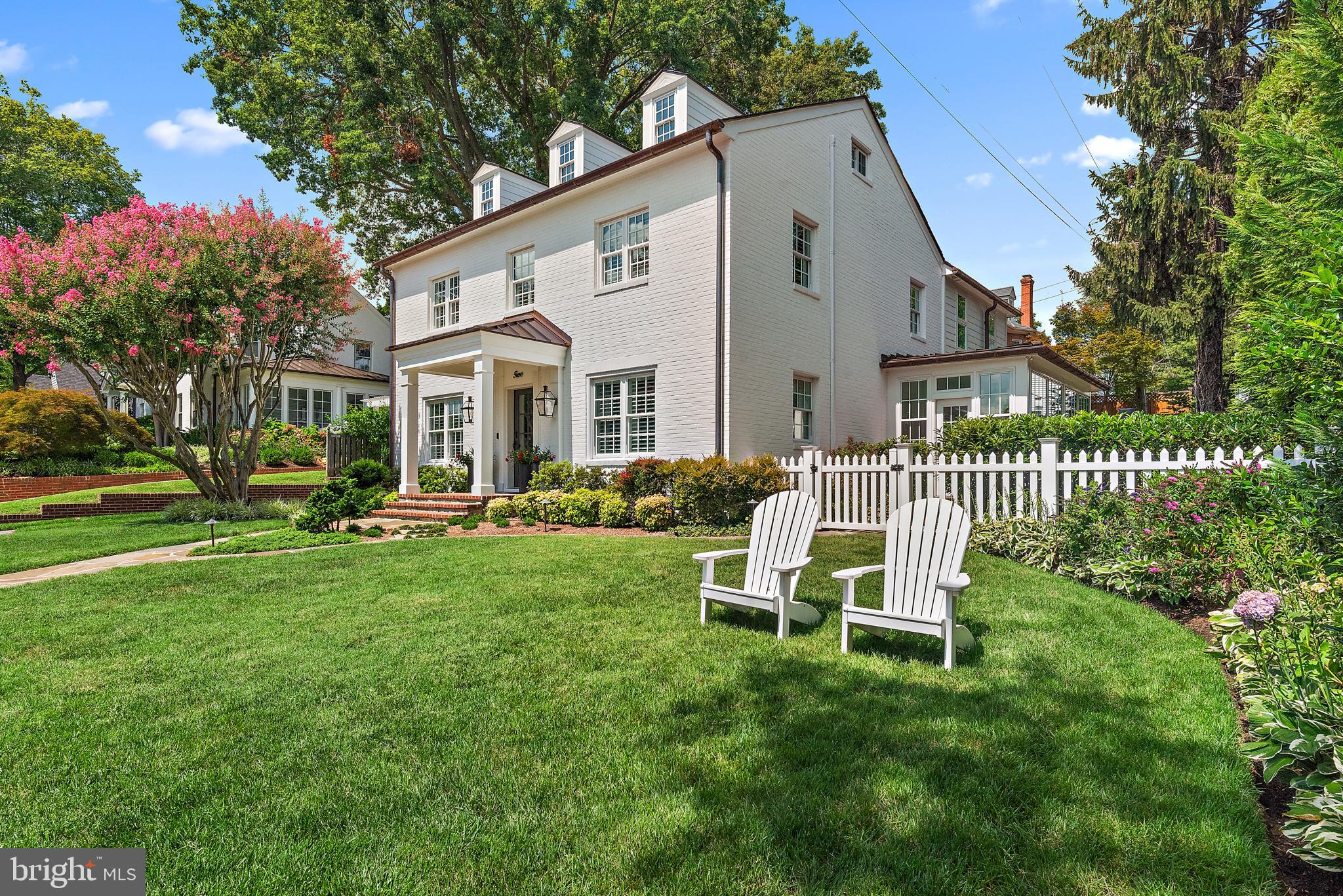 2 STEELE AVENUE