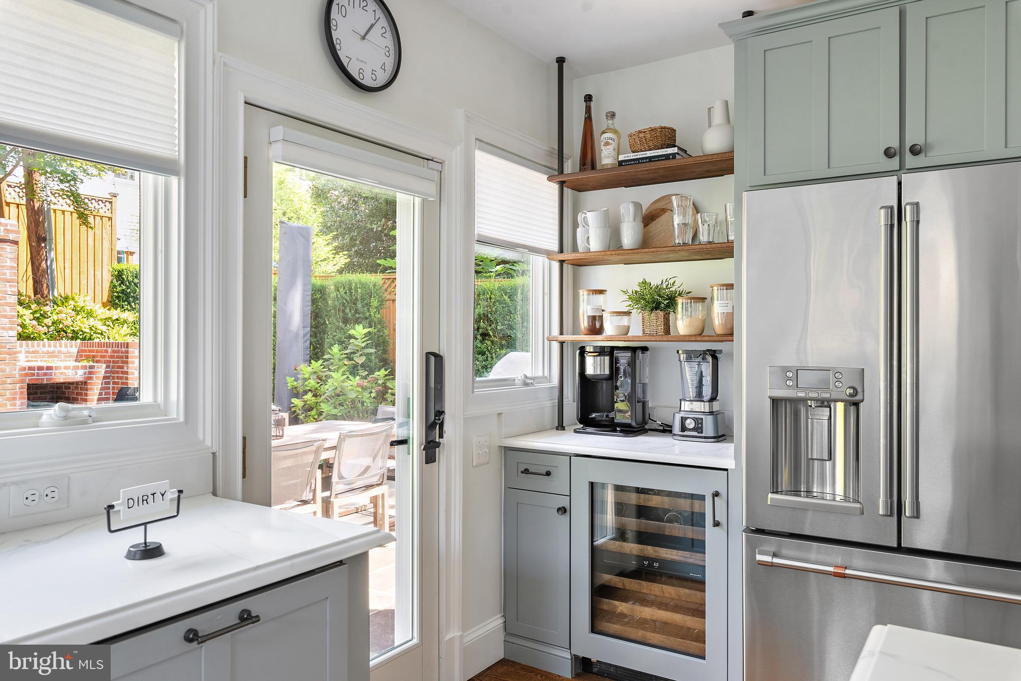 MURRAY HILL - Residential