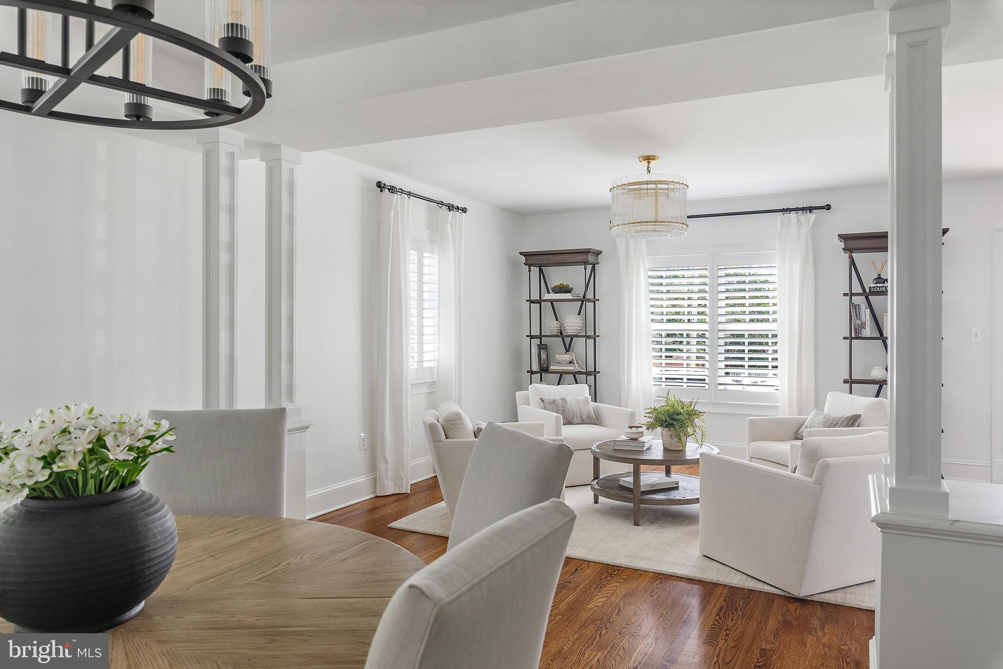 MURRAY HILL - Residential