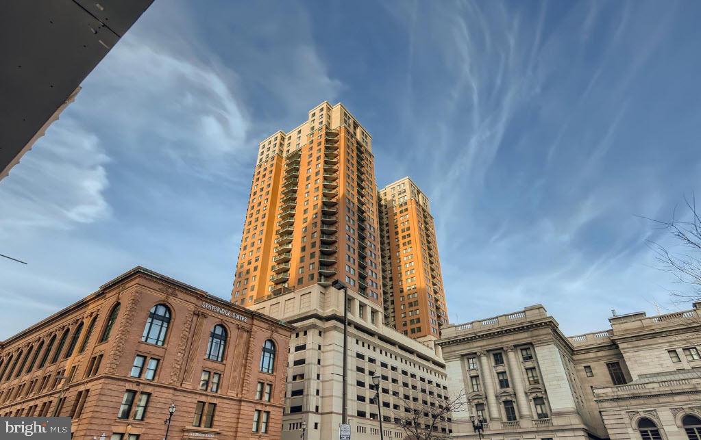 INNER HARBOR - Residential Lease