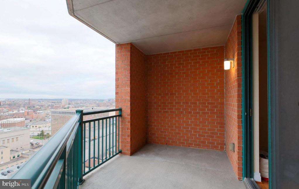 INNER HARBOR - Residential Lease