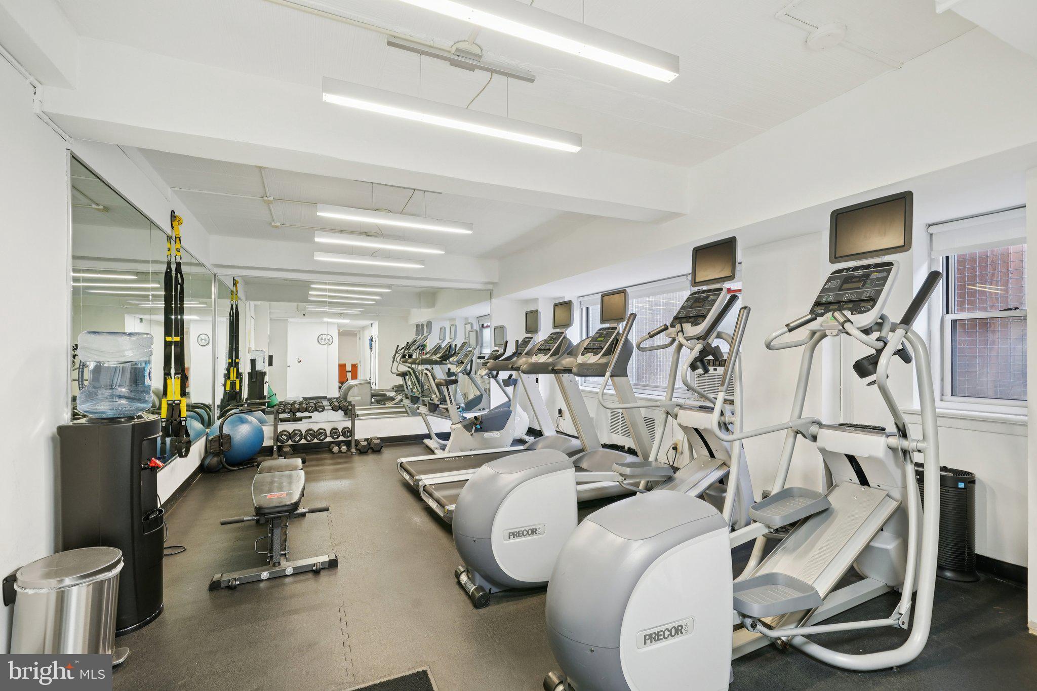 RITTENHOUSE SQUARE - Residential