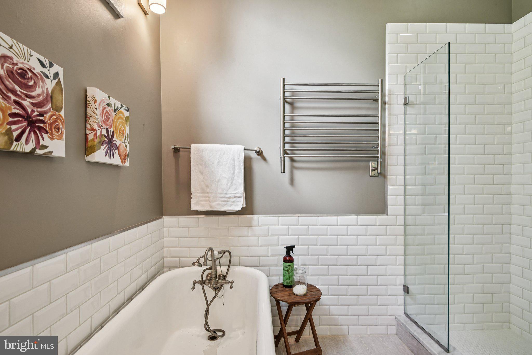 ACREDALE - Residential