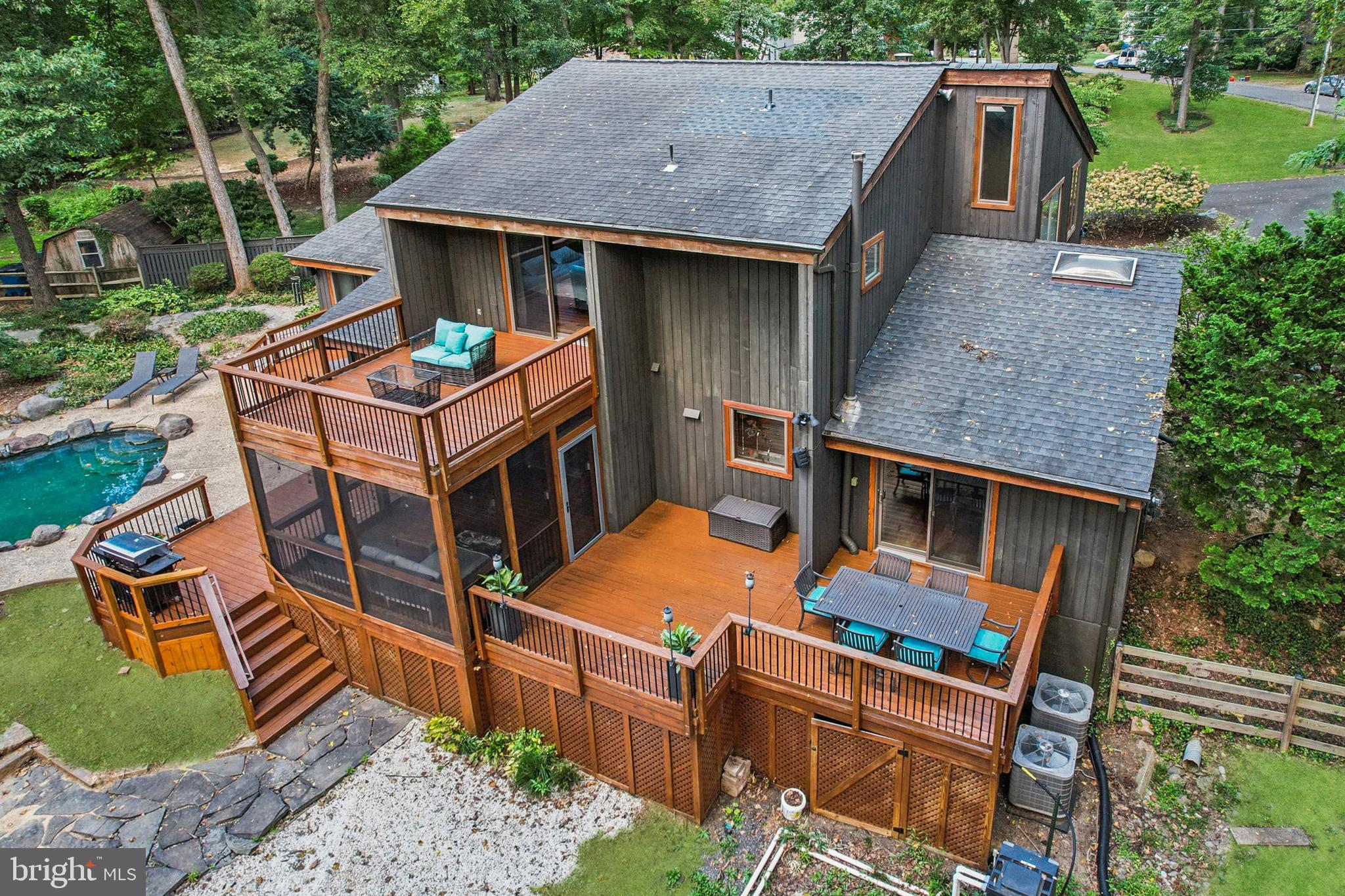 2598 BABCOCK ROAD