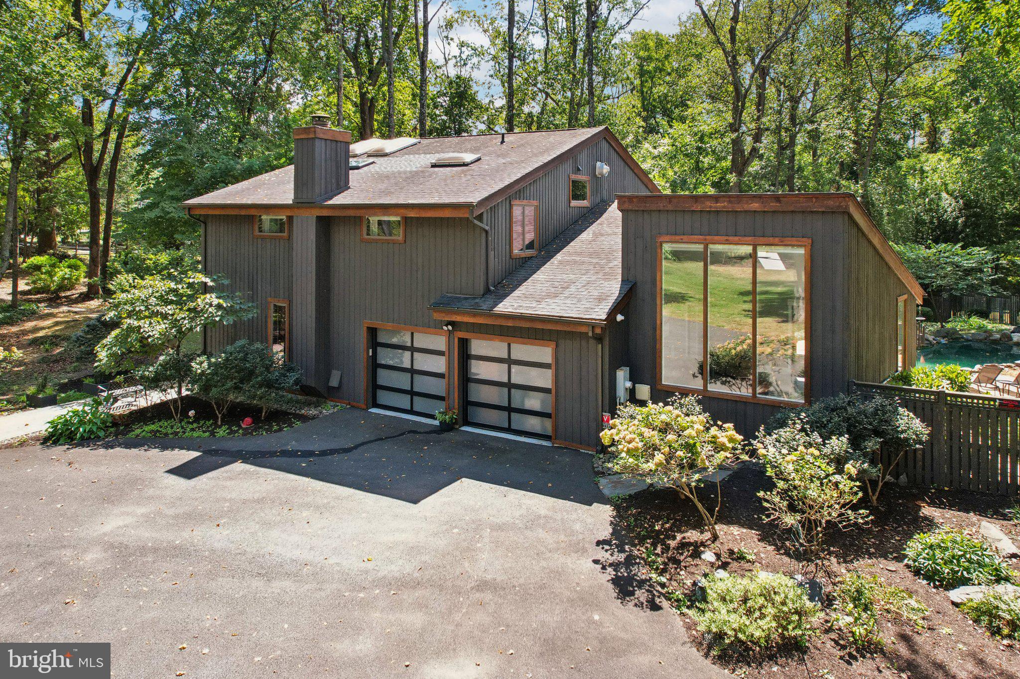 2598 BABCOCK ROAD