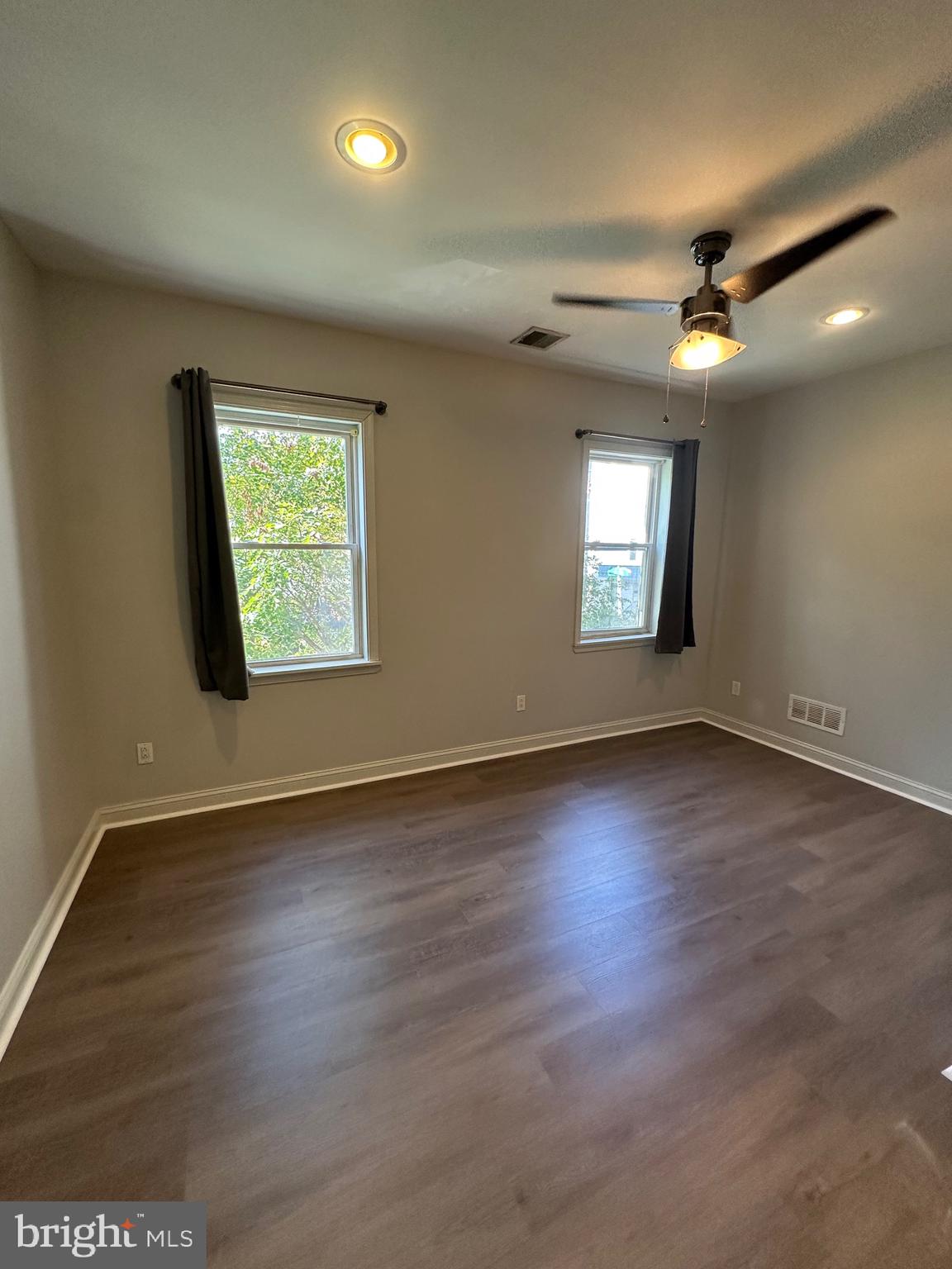 POINT BREEZE - Residential Lease