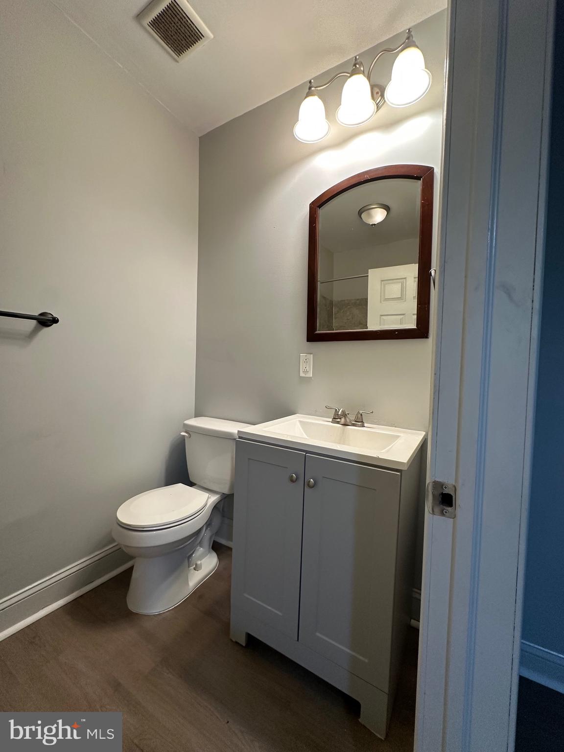 POINT BREEZE - Residential Lease