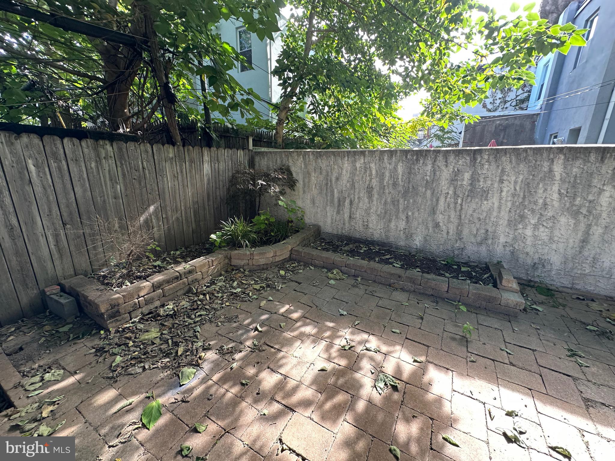 POINT BREEZE - Residential Lease