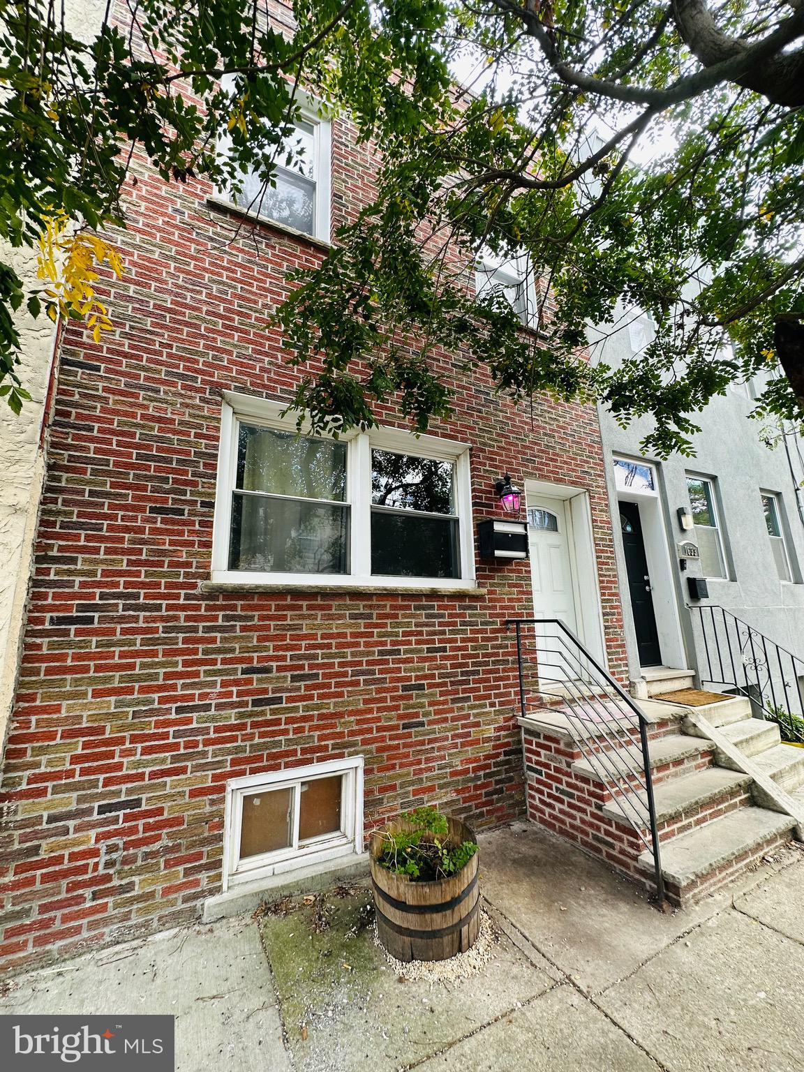 POINT BREEZE - Residential Lease