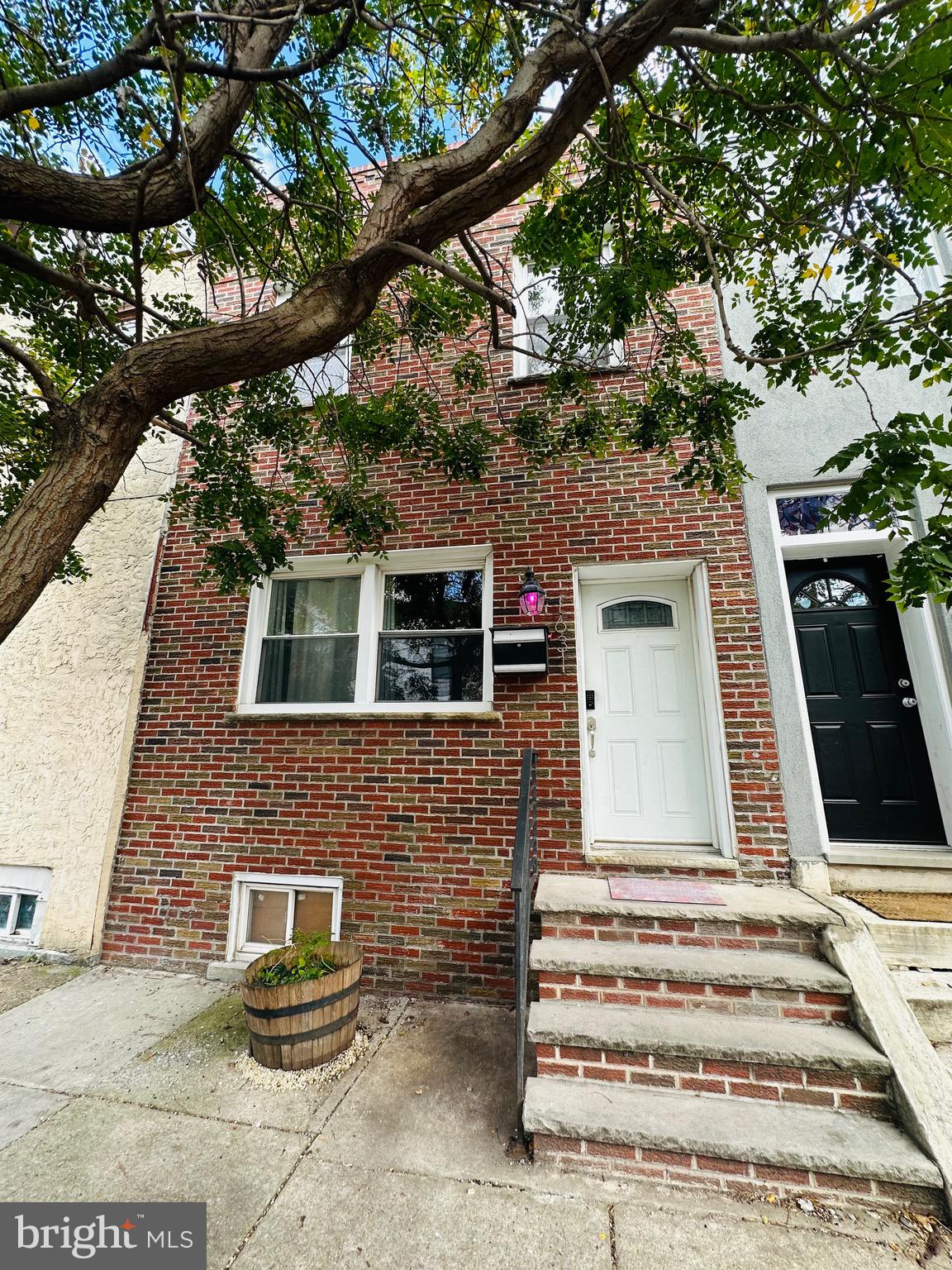 POINT BREEZE - Residential Lease