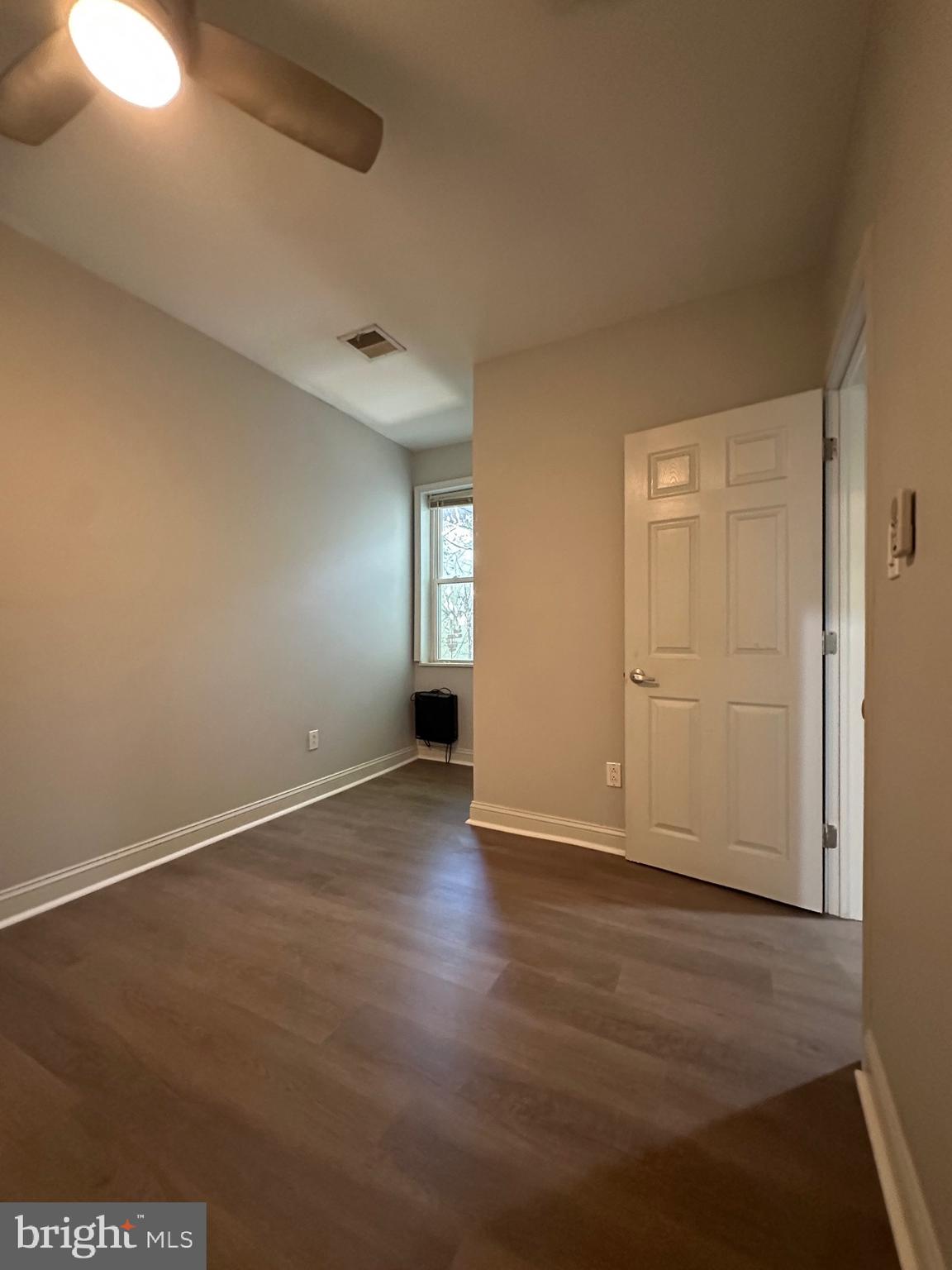 POINT BREEZE - Residential Lease