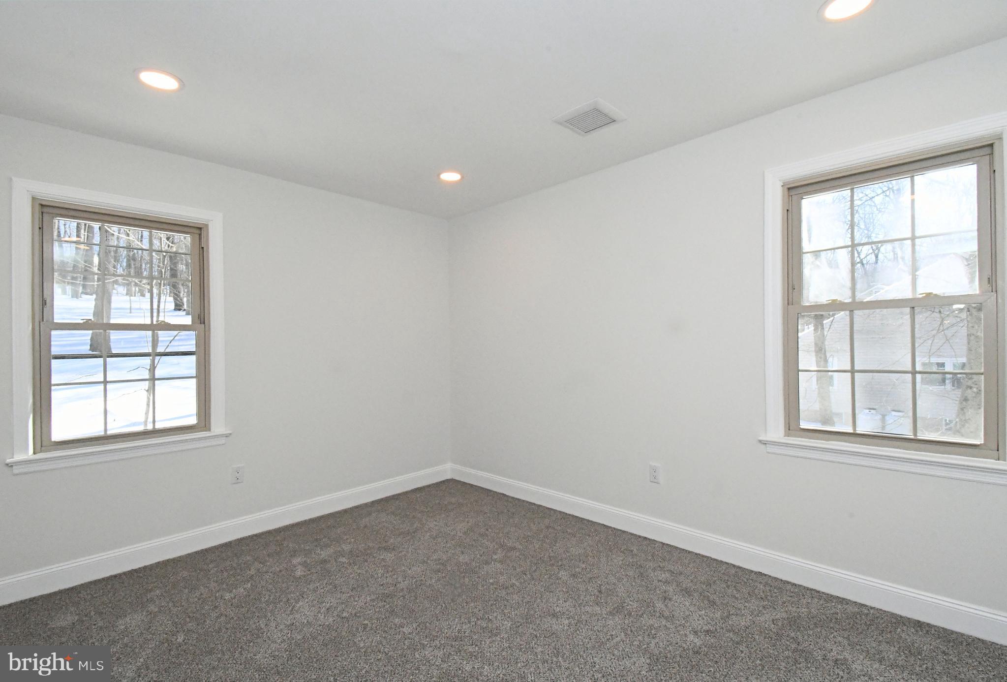 NON AVAILABLE - Residential