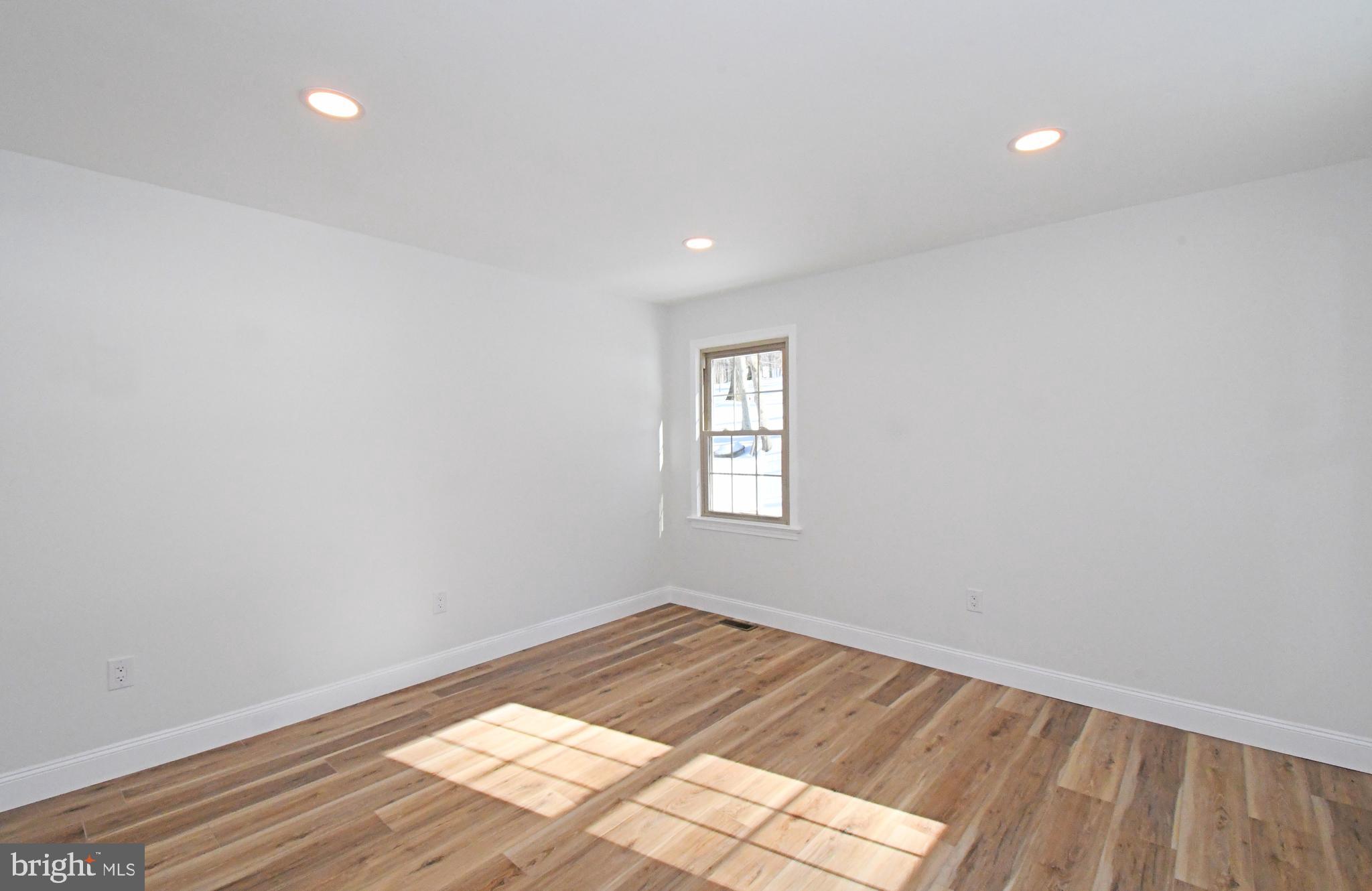 NON AVAILABLE - Residential