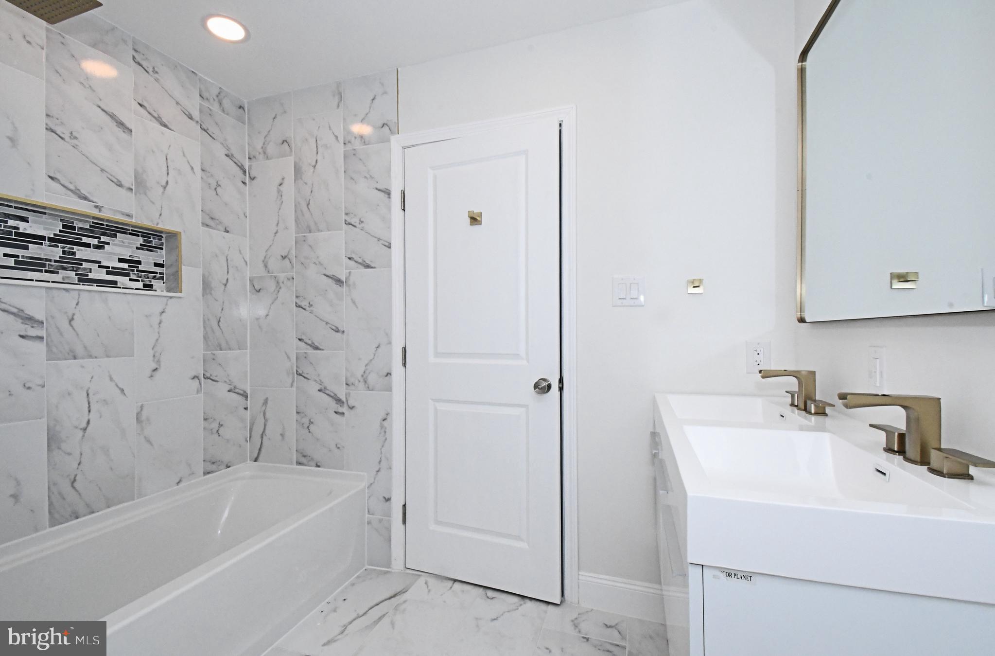 NON AVAILABLE - Residential