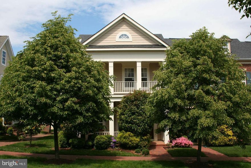 Fabulous end unit town home in Belmont Bay, a water front community on the Occoquan River in North Eastern PW County. Situated on a private courtyard with double porch and brick fenced, tiled patio. Open floorplan with granite counters, hardwoods and an incredible master suite. Close to major communting routes, Quantico, Fort Belvoir and DC. VRE located in community. Owner is replacing carpet and kitchen appliances!