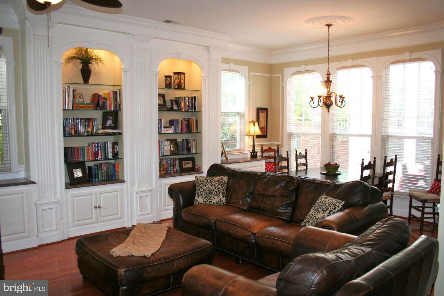 BELMONT TOWN CENTER - Residential Lease