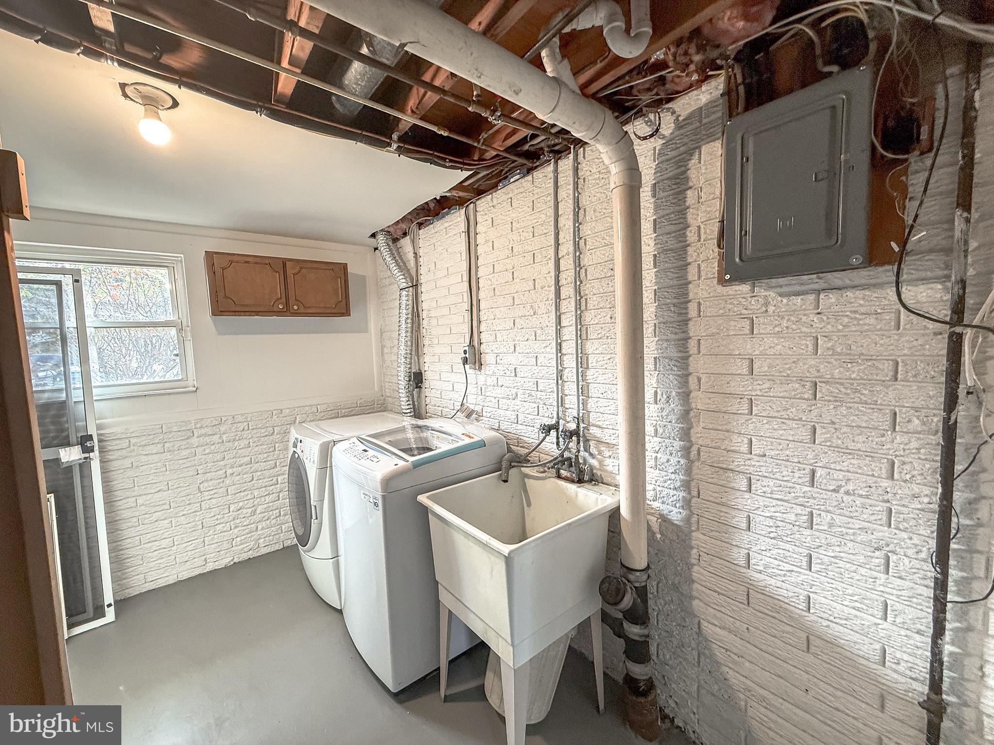 VILLAGE OF OLDE MILL - Residential