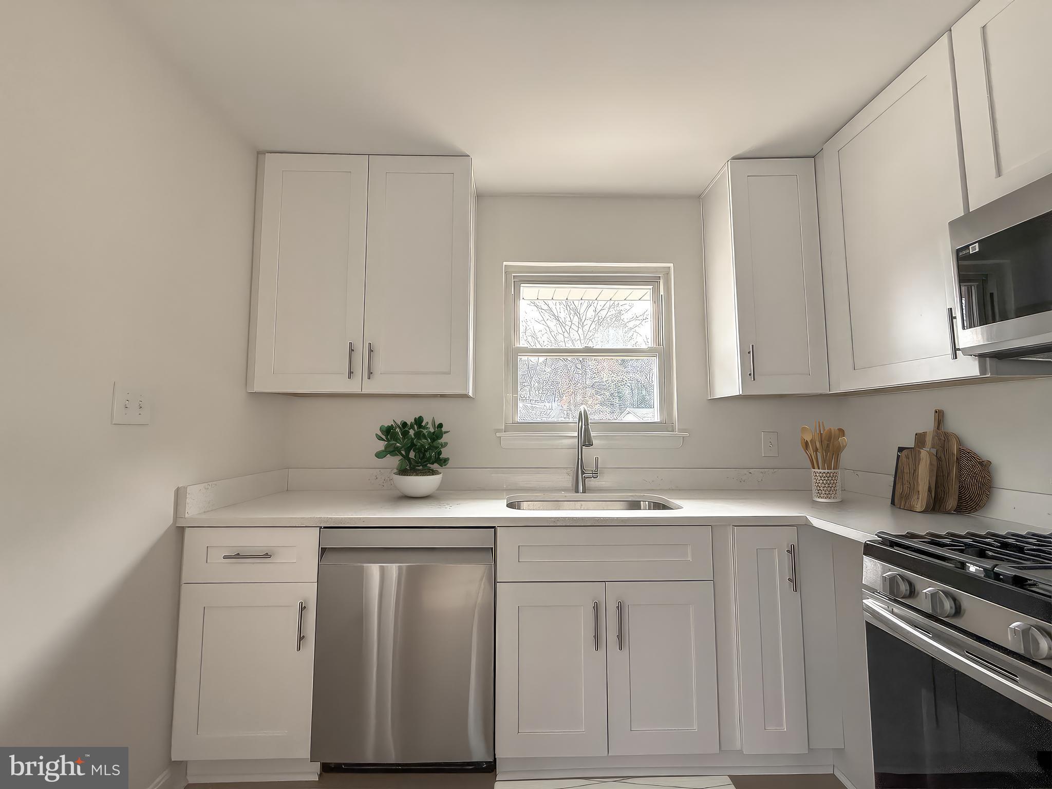 VILLAGE OF OLDE MILL - Residential