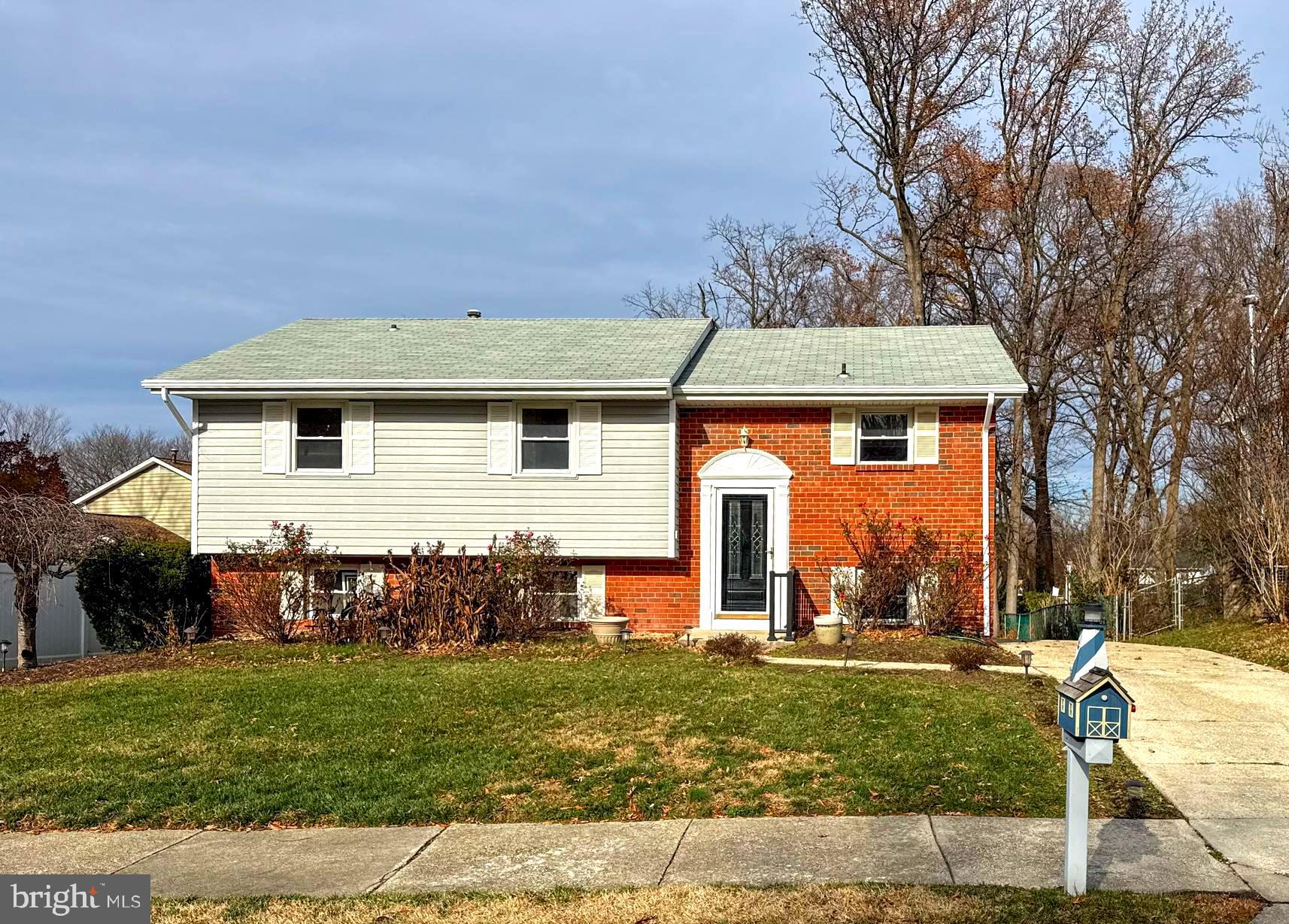 VILLAGE OF OLDE MILL - Residential