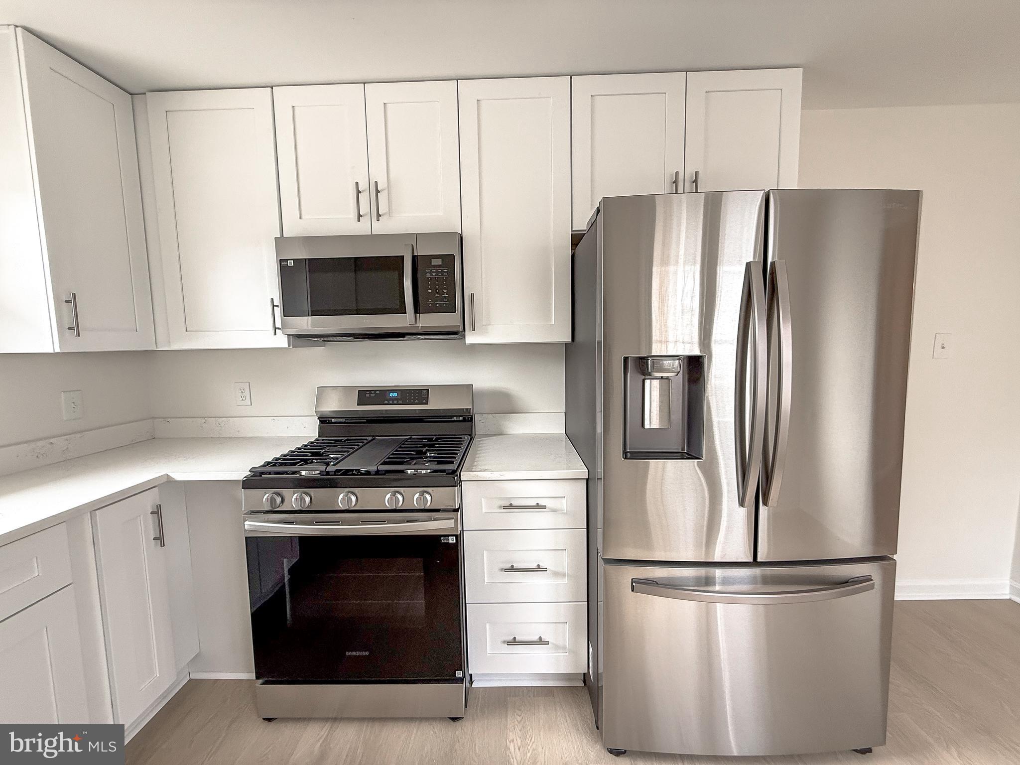 VILLAGE OF OLDE MILL - Residential