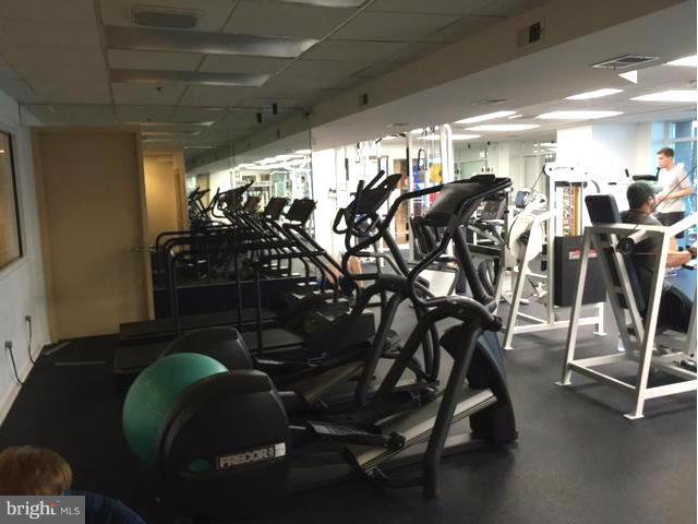 HARBORVIEW - Residential Lease