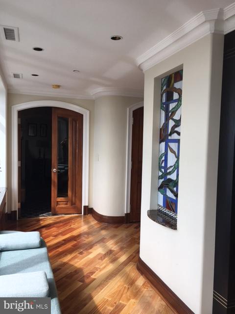 HARBORVIEW - Residential Lease