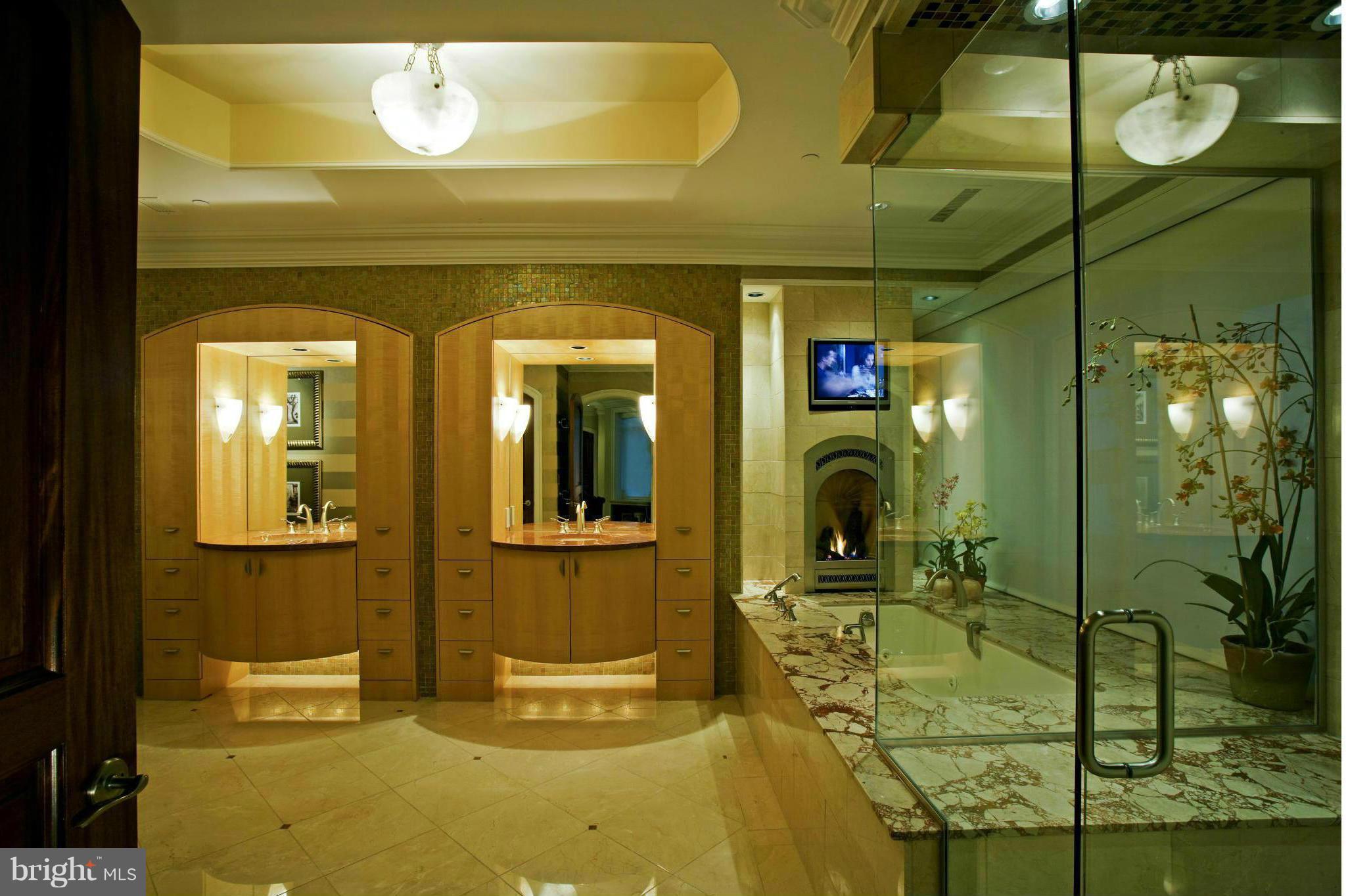 HARBORVIEW - Residential Lease