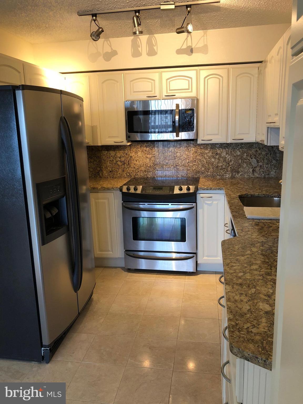 CHELSEA TOWERS - Residential Lease