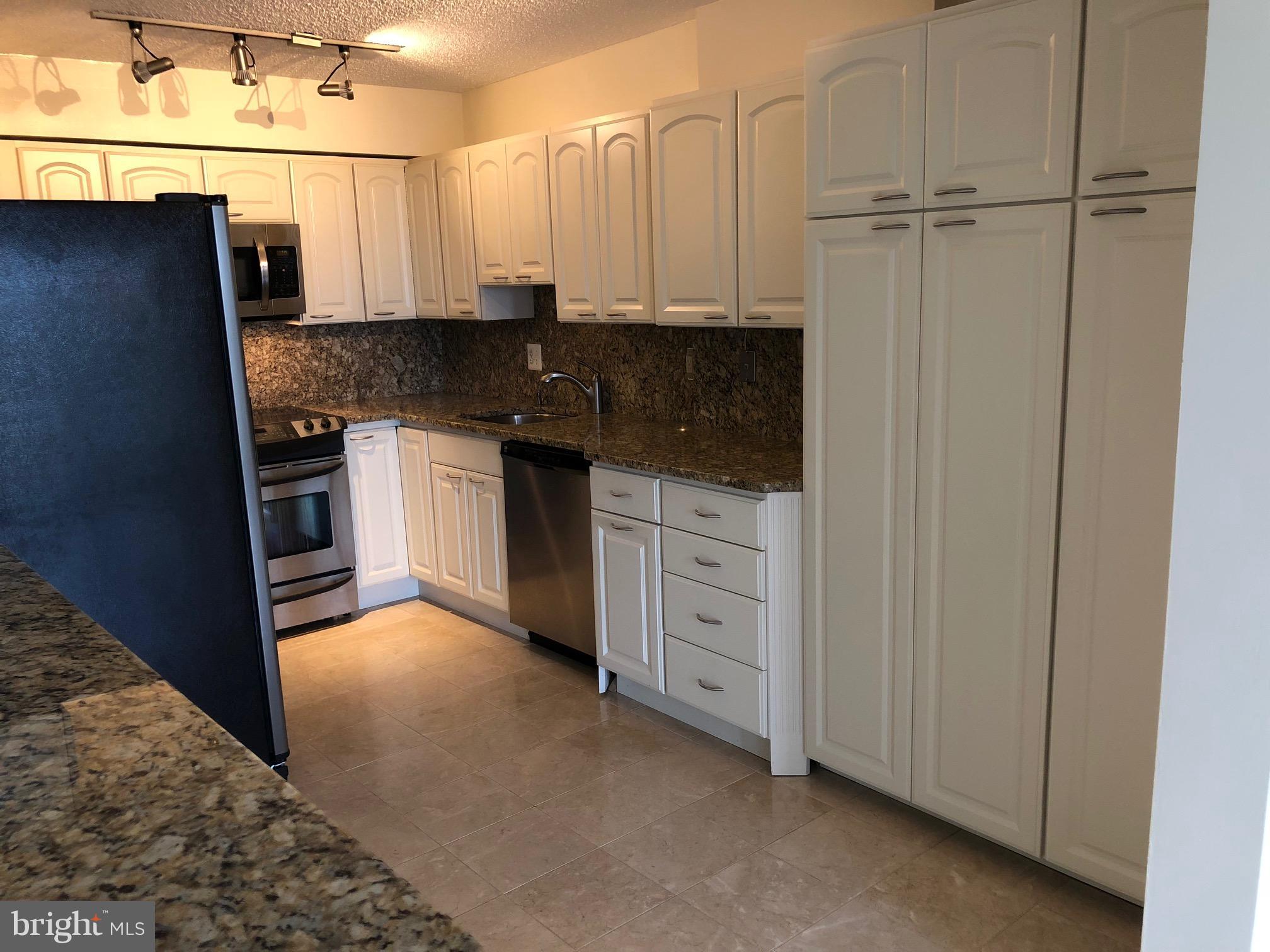 CHELSEA TOWERS - Residential Lease