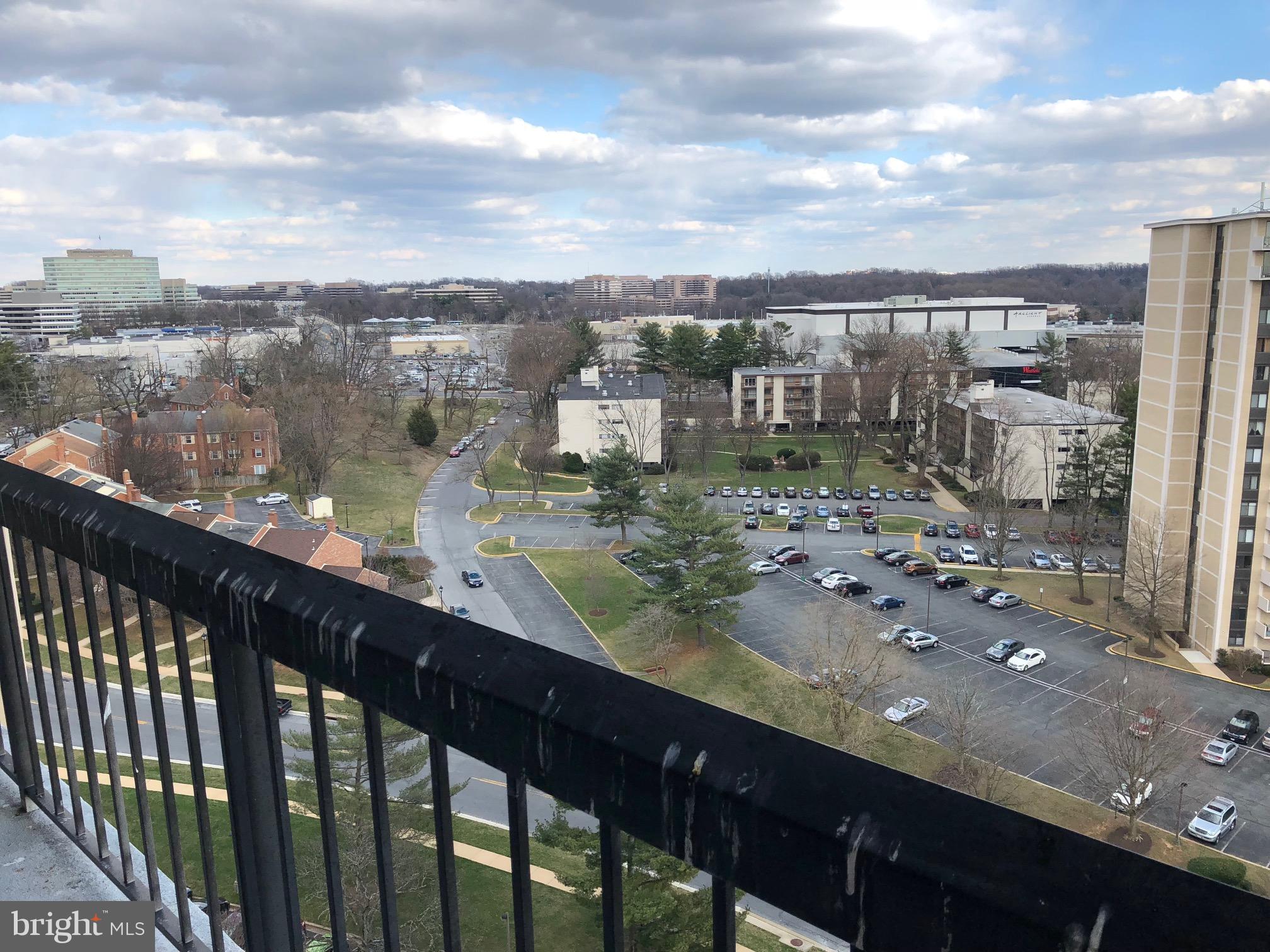 CHELSEA TOWERS - Residential Lease