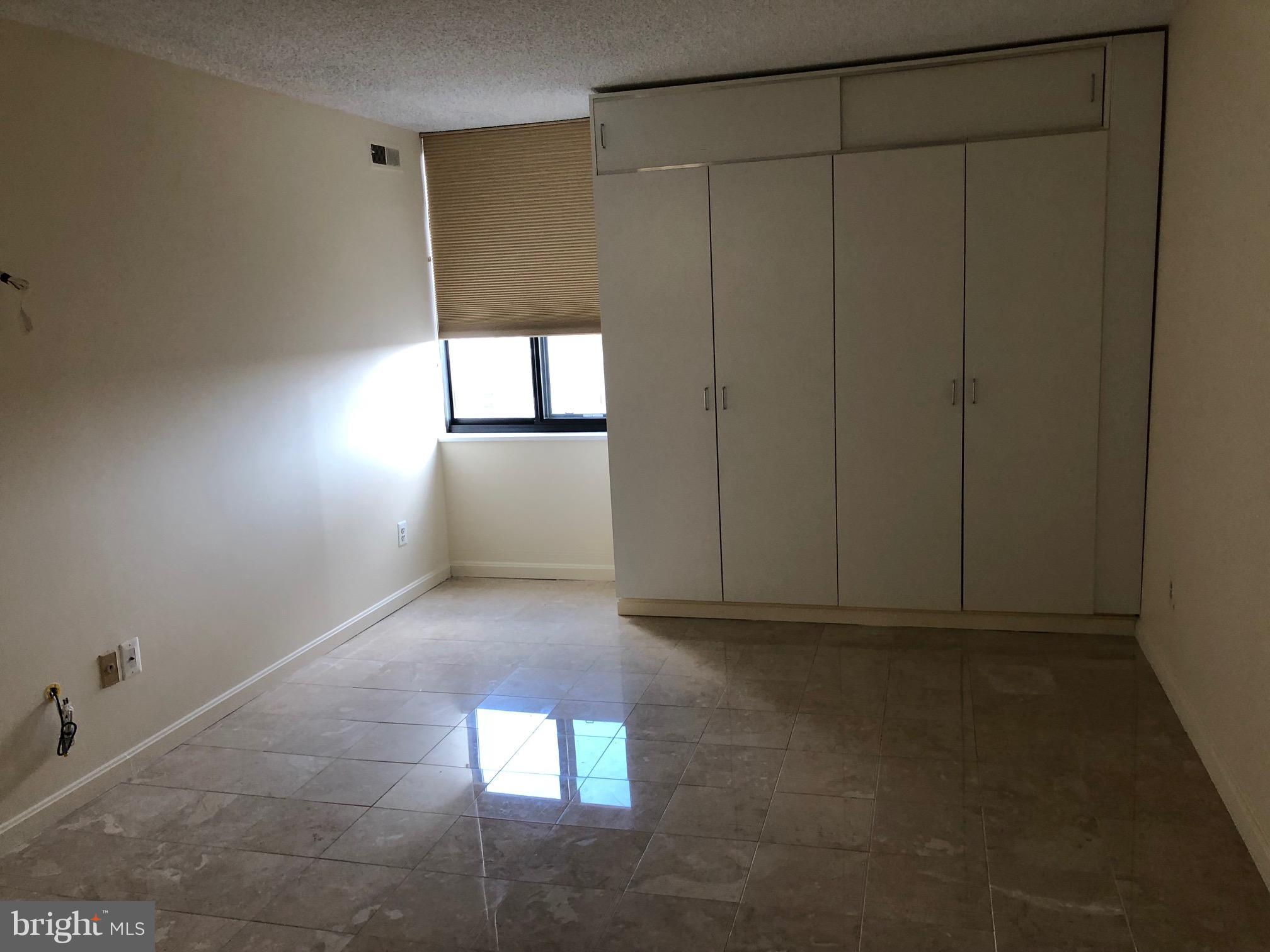 CHELSEA TOWERS - Residential Lease