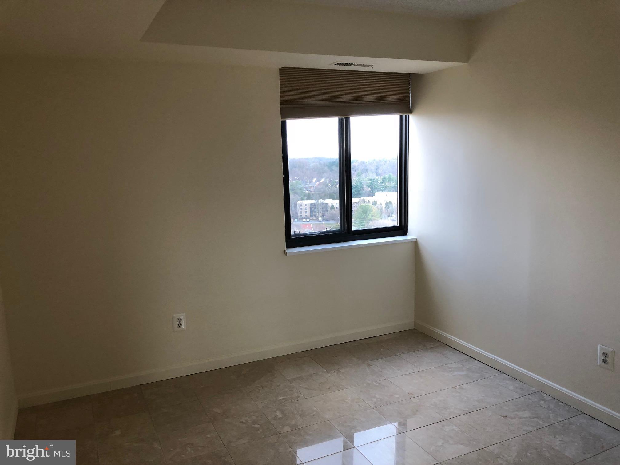 CHELSEA TOWERS - Residential Lease