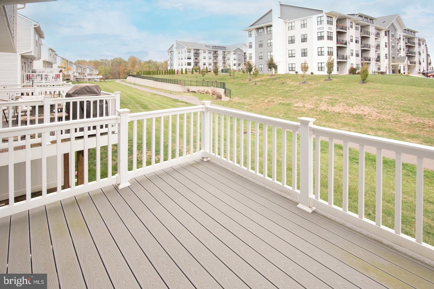 SANATOGA CROSSING - Residential Lease