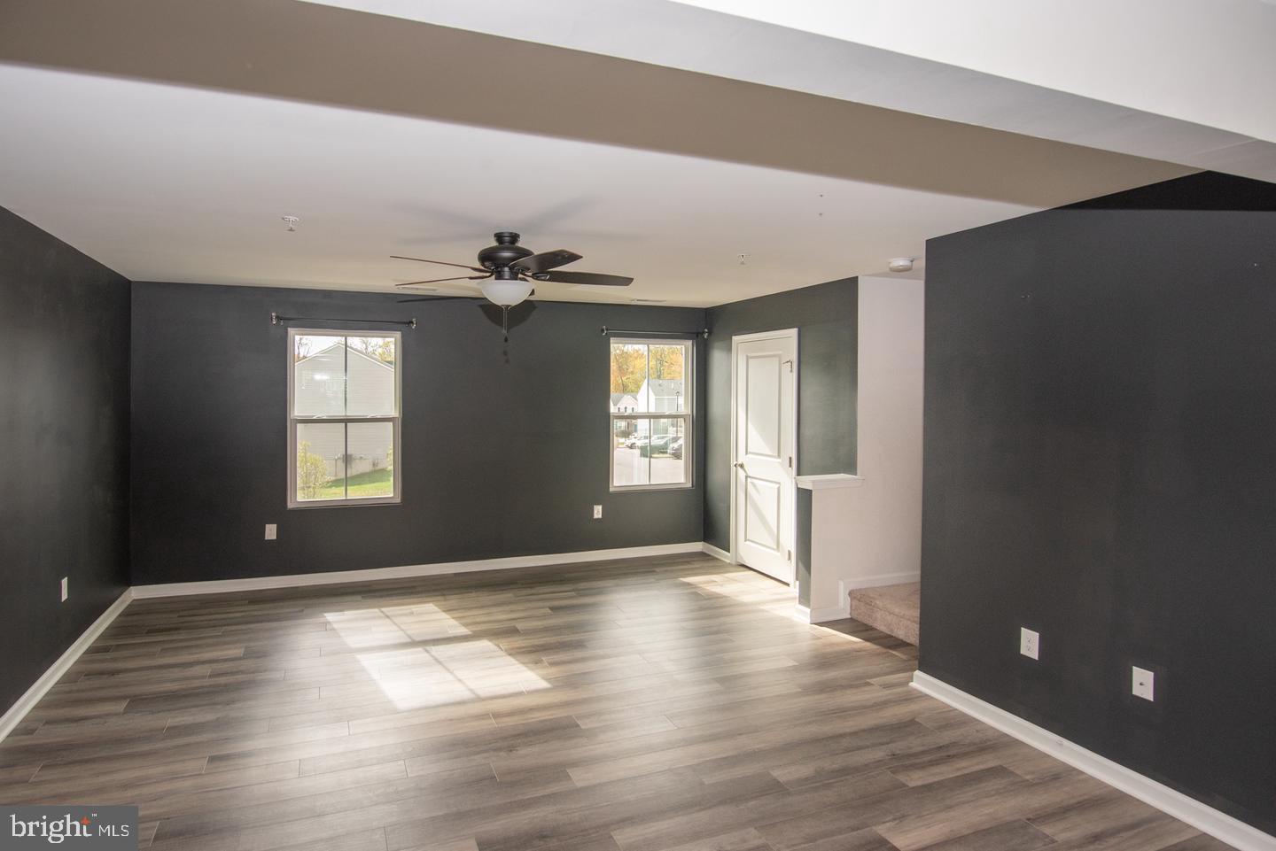 SANATOGA CROSSING - Residential Lease