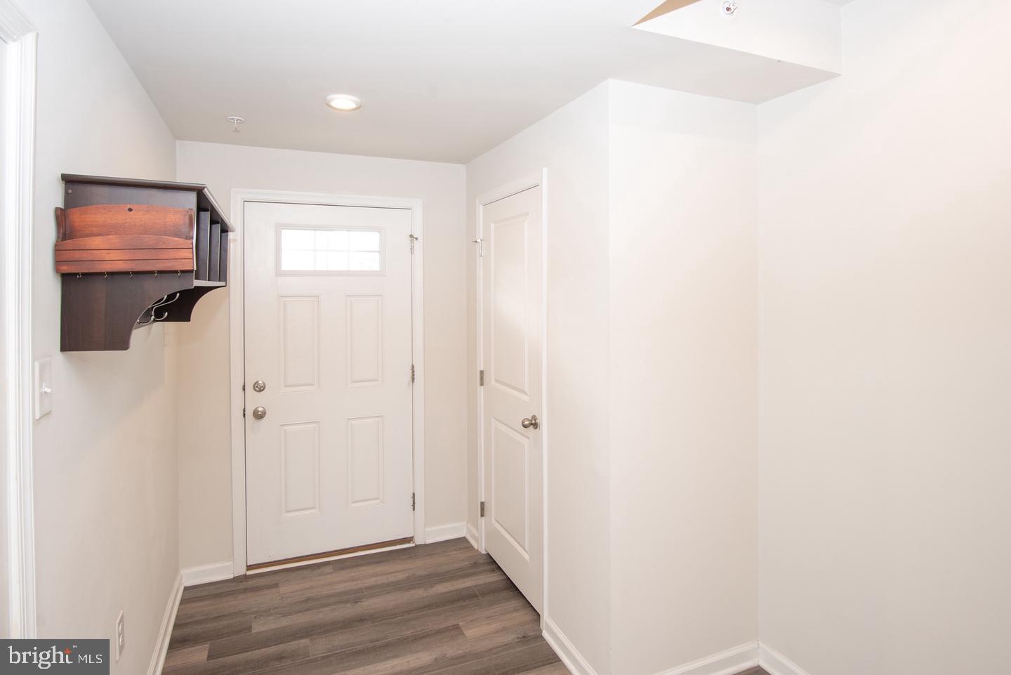 SANATOGA CROSSING - Residential Lease