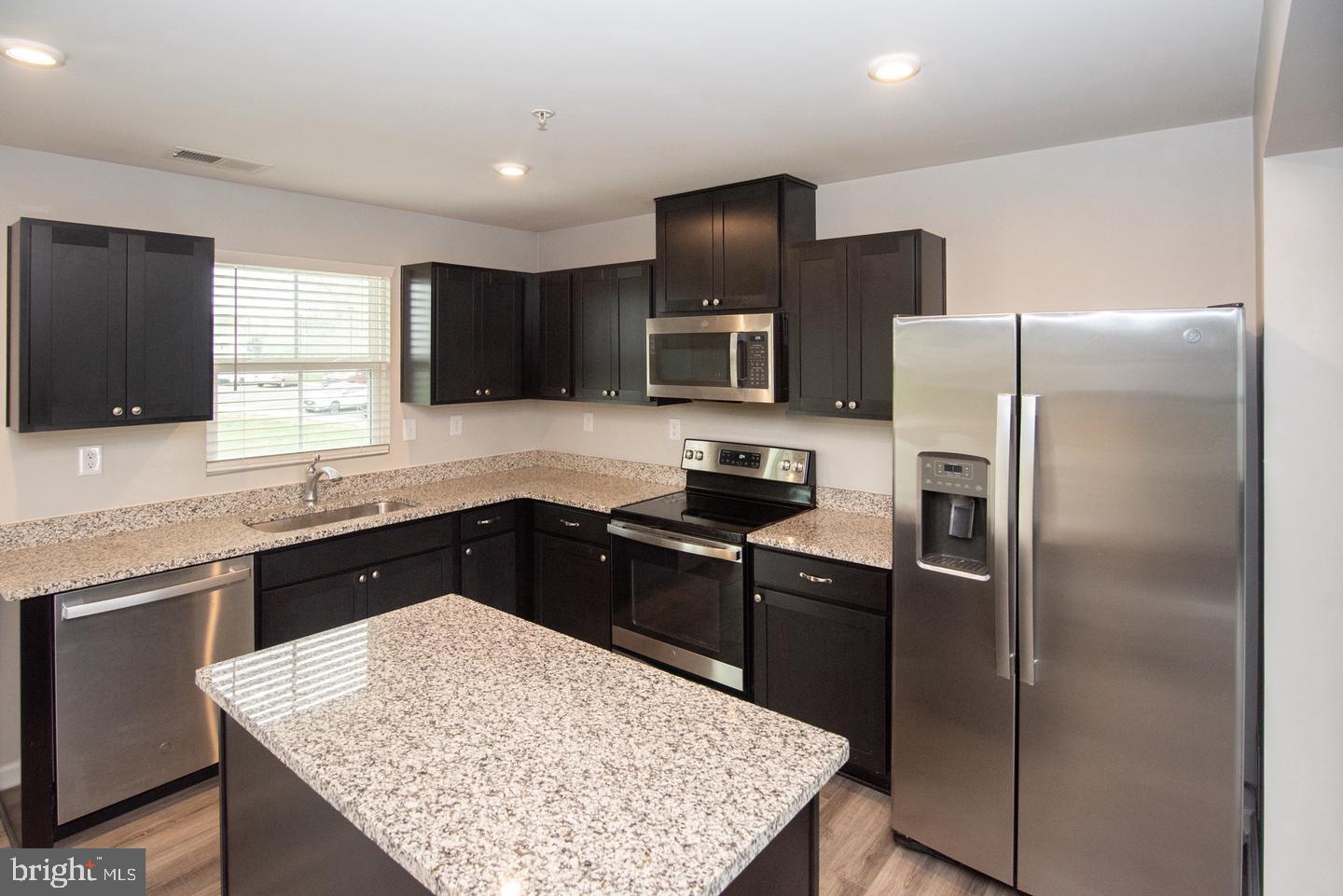 SANATOGA CROSSING - Residential Lease