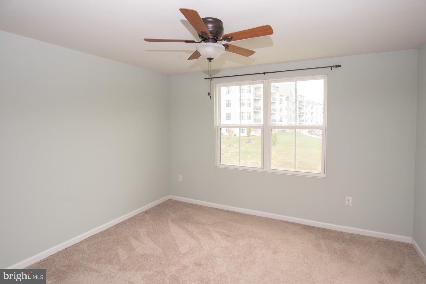 SANATOGA CROSSING - Residential Lease