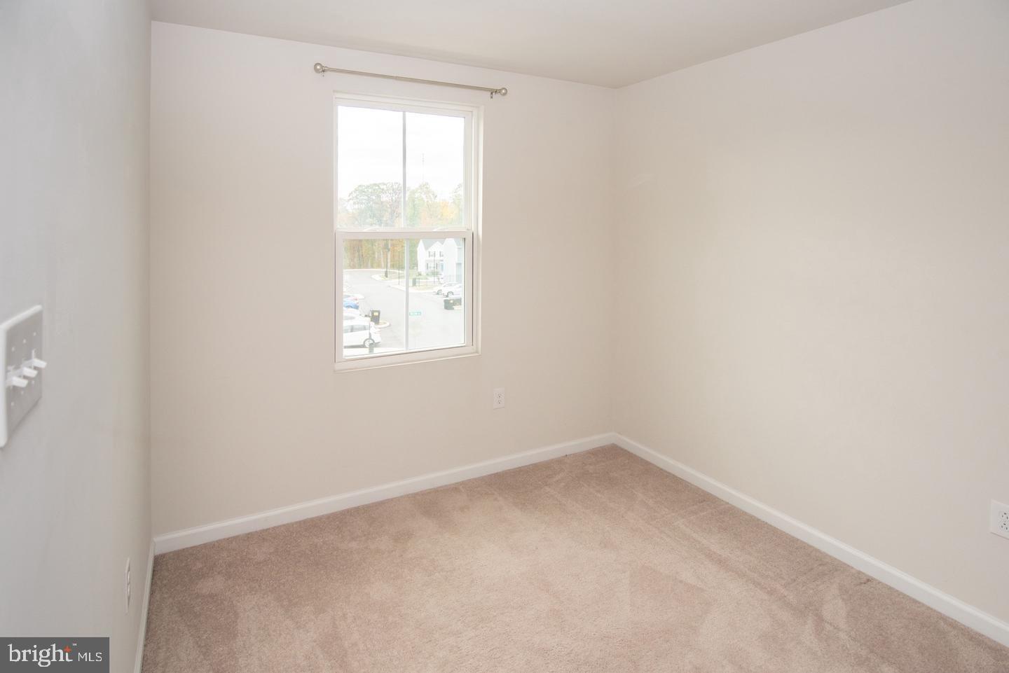 SANATOGA CROSSING - Residential Lease