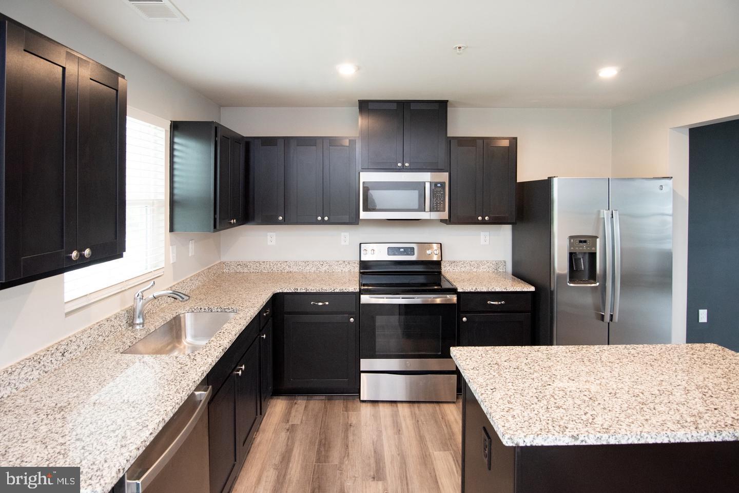 SANATOGA CROSSING - Residential Lease