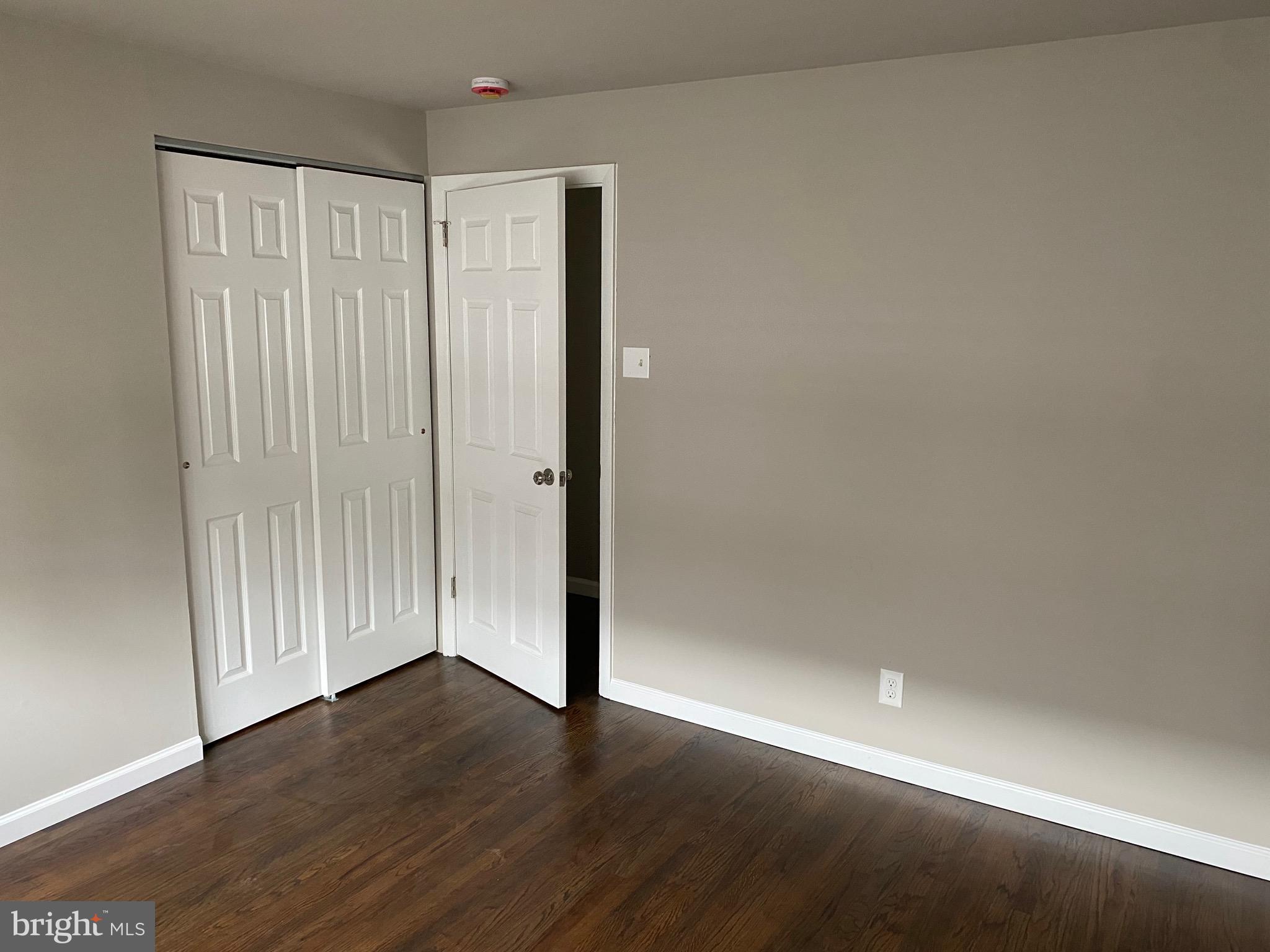 ROSLYN - Residential