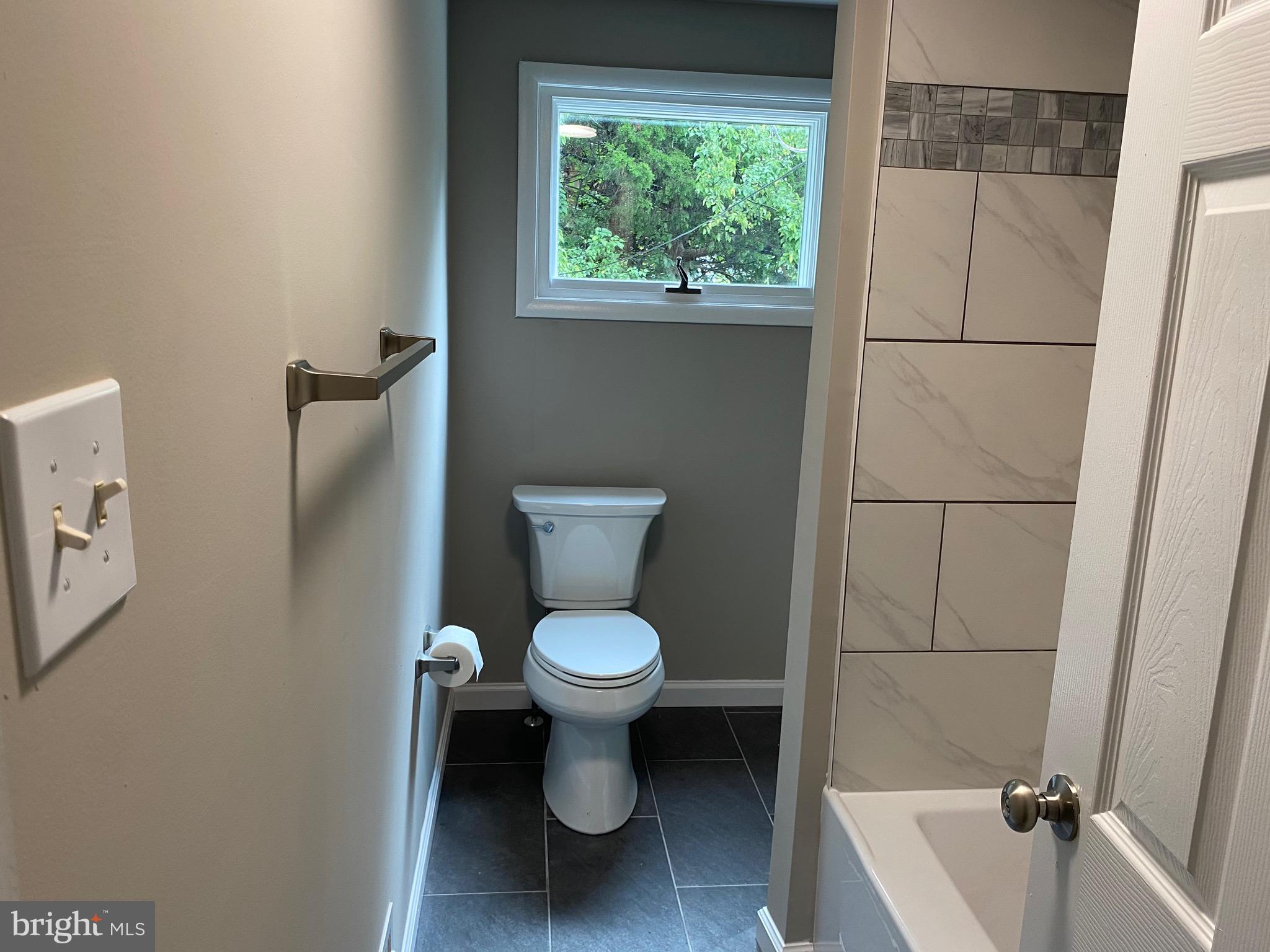 ROSLYN - Residential