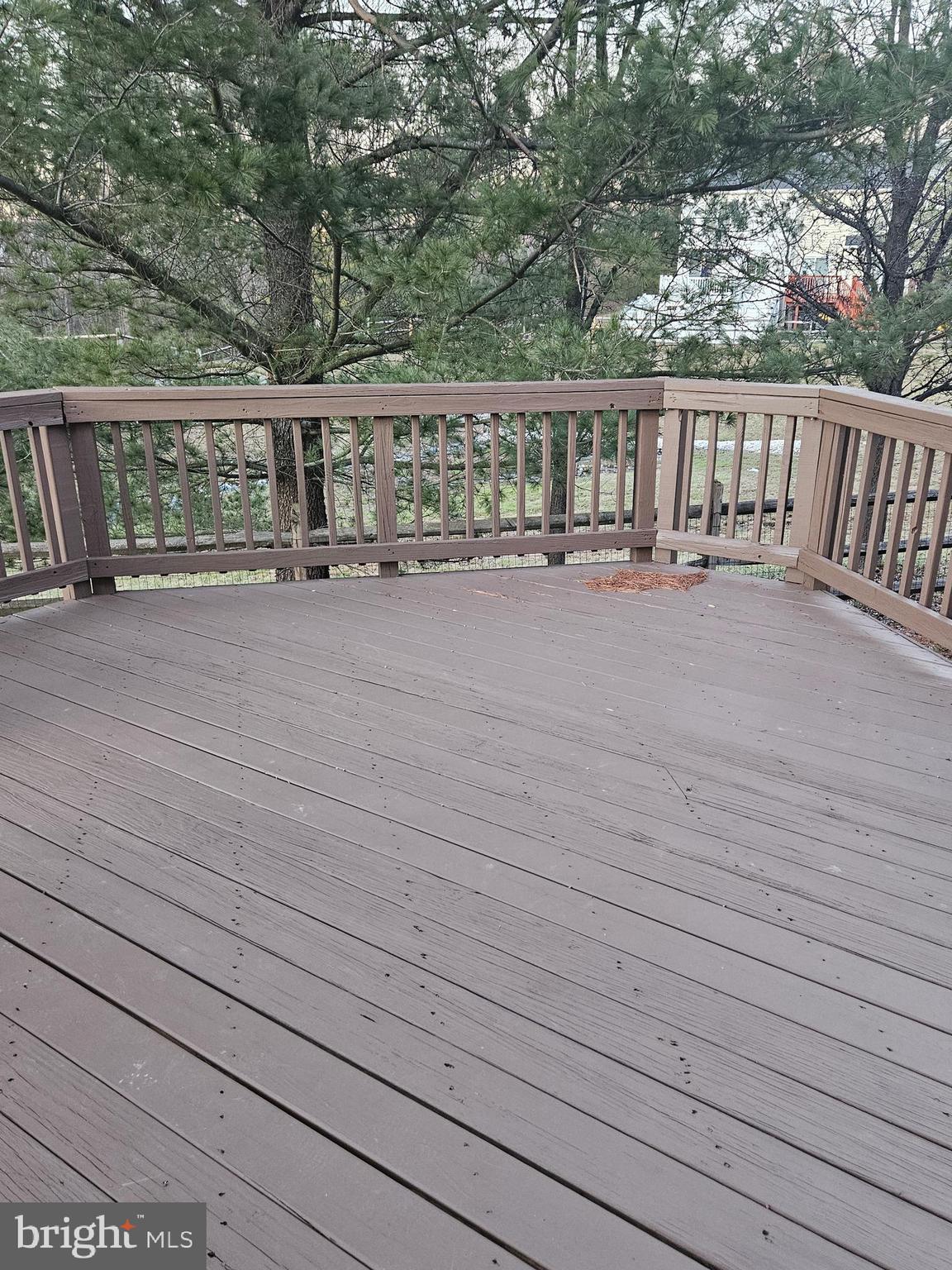 SEVEN OAKS - Residential Lease