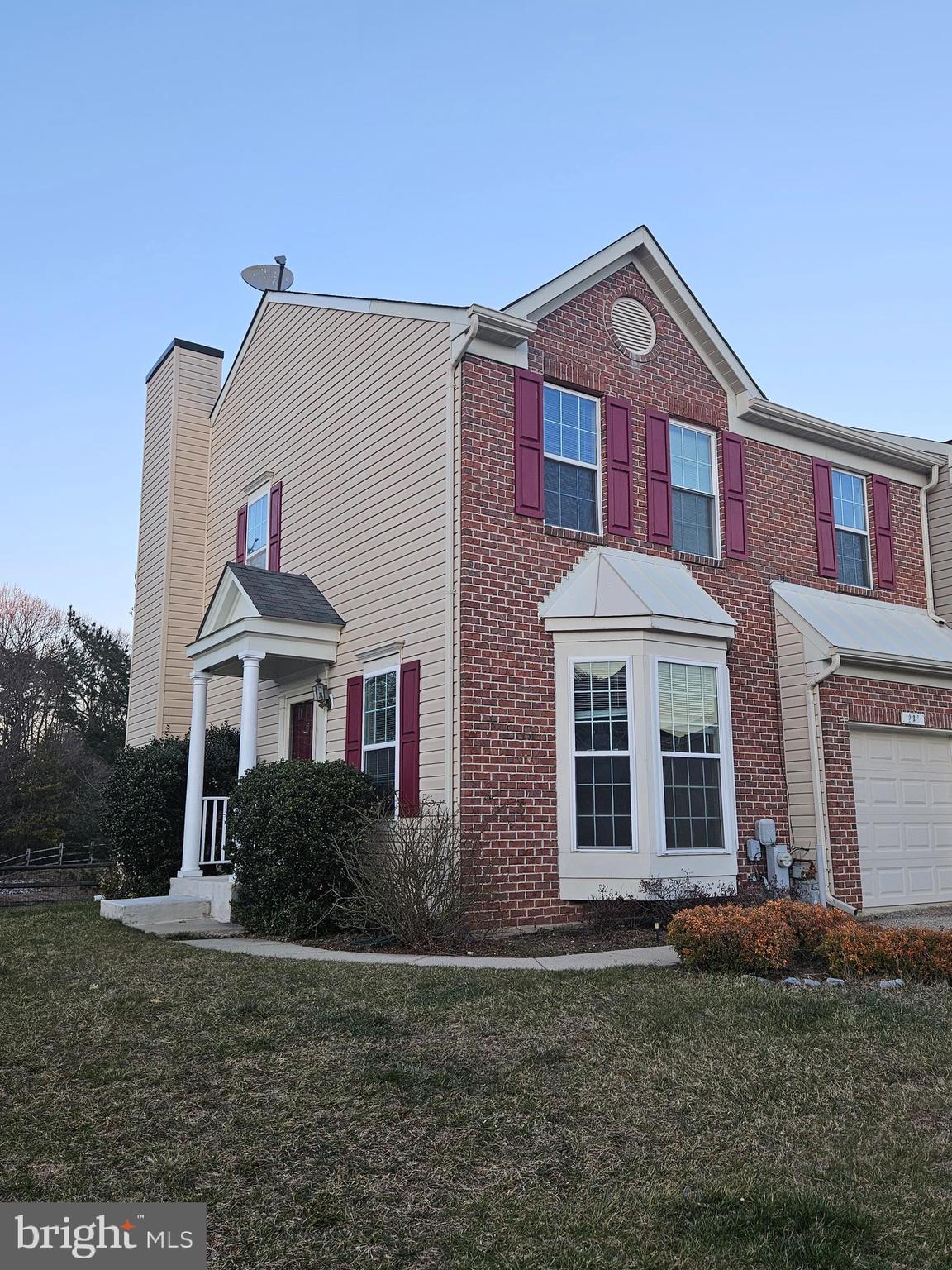 SEVEN OAKS - Residential Lease