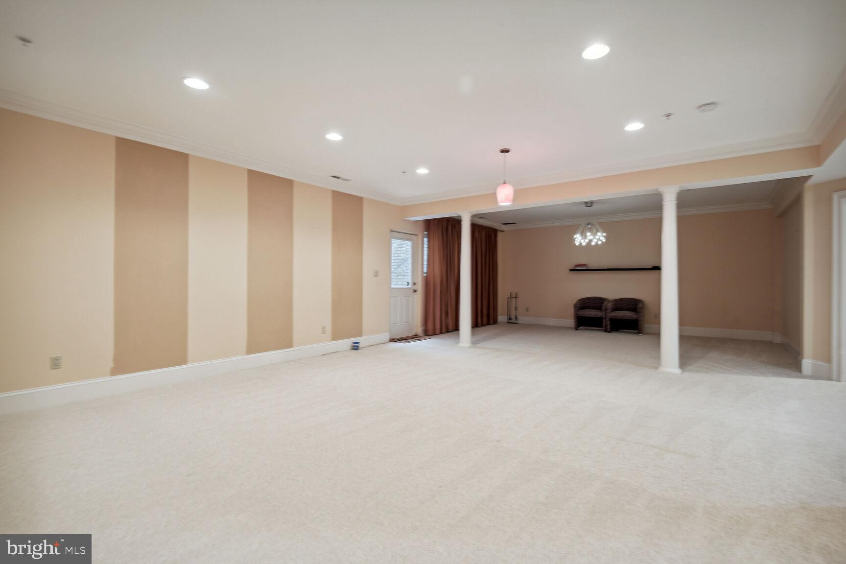 SOMERSET HEIGHTS - Residential Lease