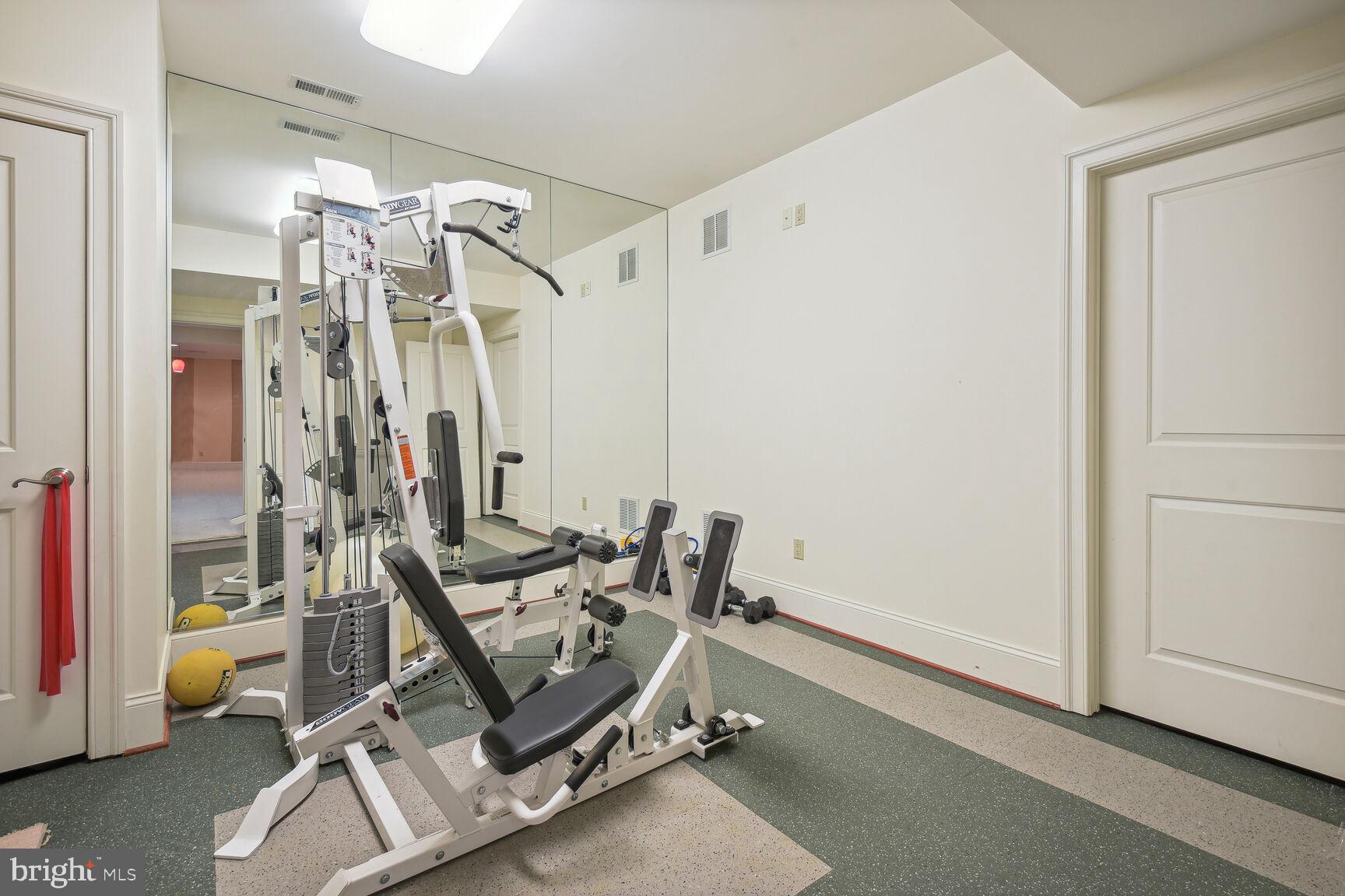 SOMERSET HEIGHTS - Residential Lease