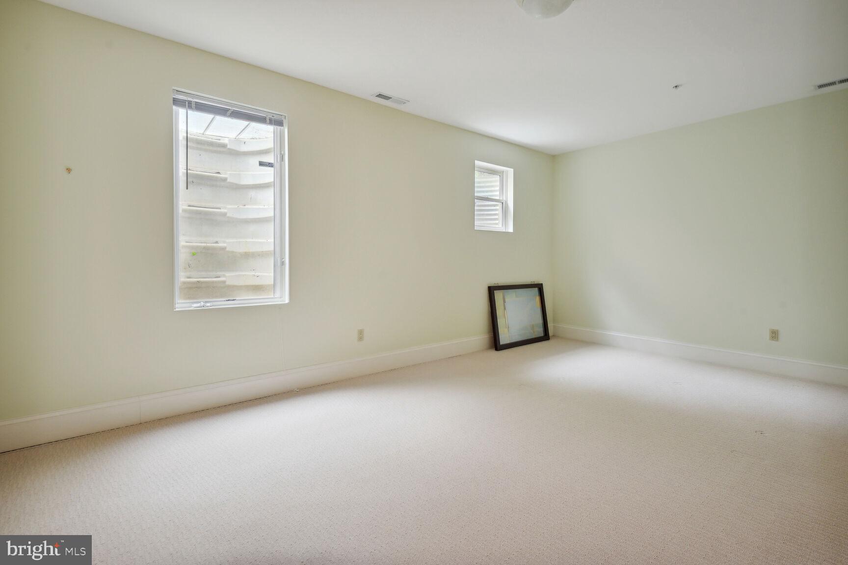 SOMERSET HEIGHTS - Residential Lease