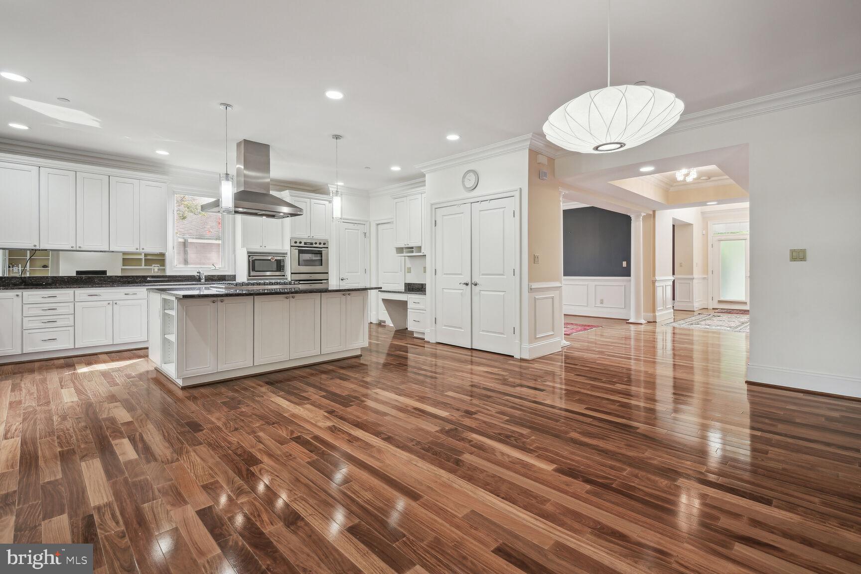 SOMERSET HEIGHTS - Residential Lease